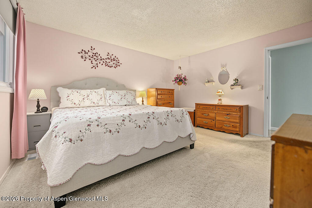 3421 Lenox Road
