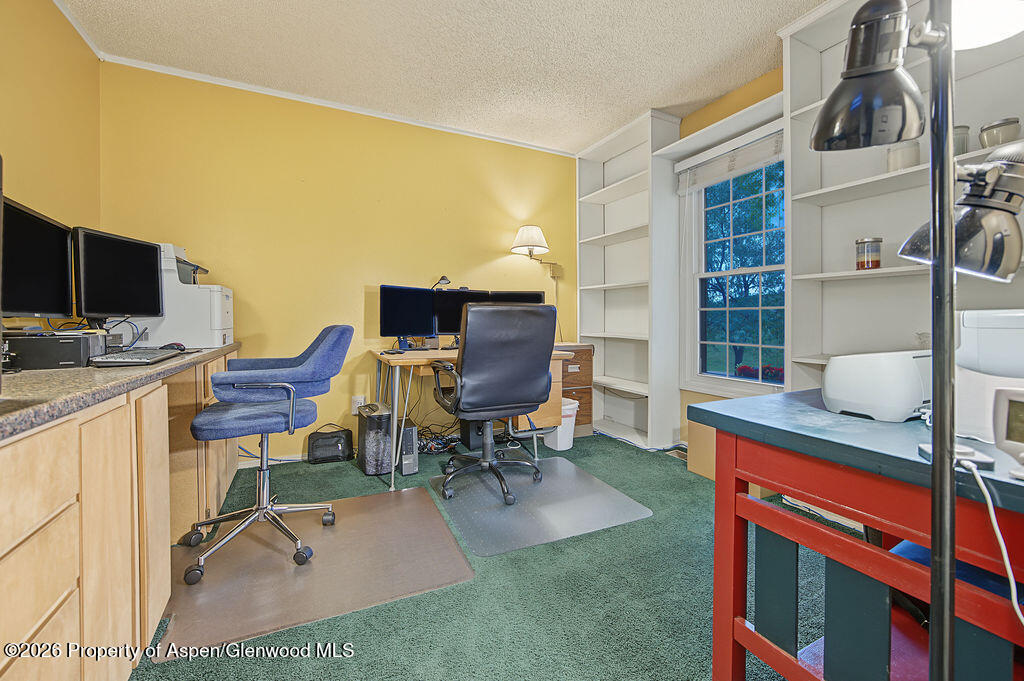 3421 Lenox Road