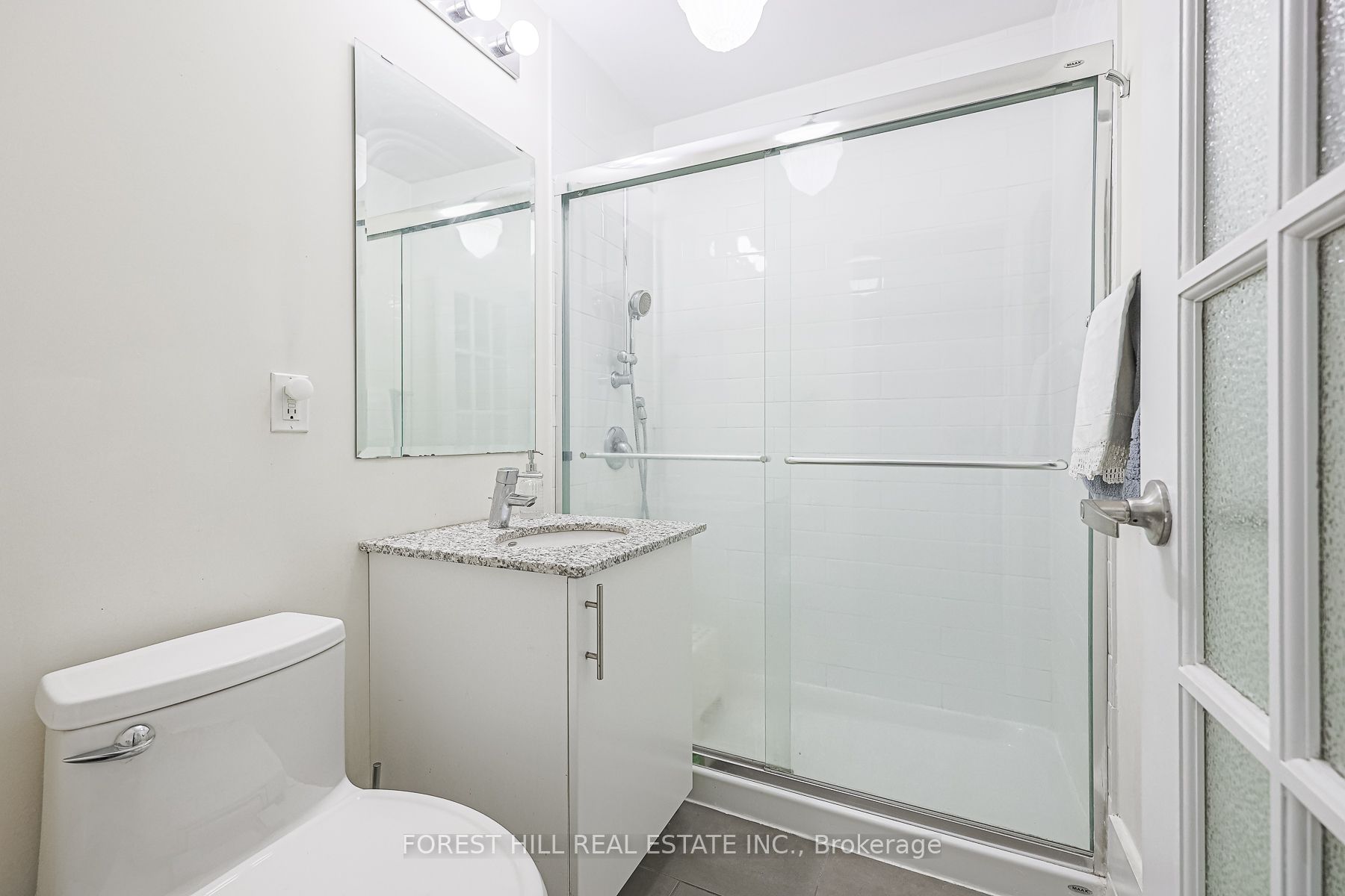 2603 Bathurst St Unit: 408