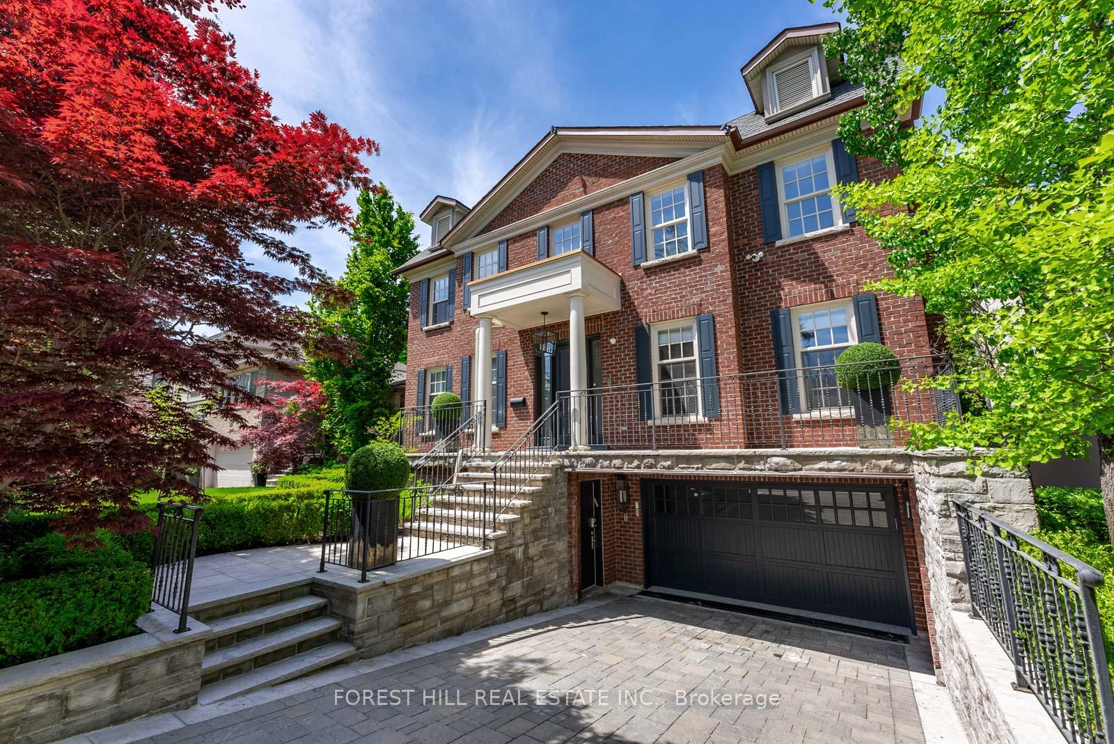 230 Hillhurst Boulevard, Toronto
