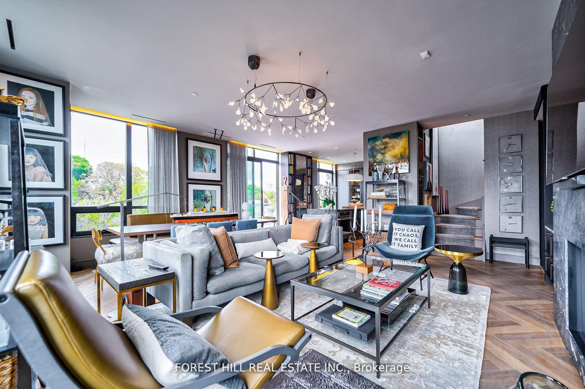 #706 - 377 Madison Avenue, Toronto Unit: 706