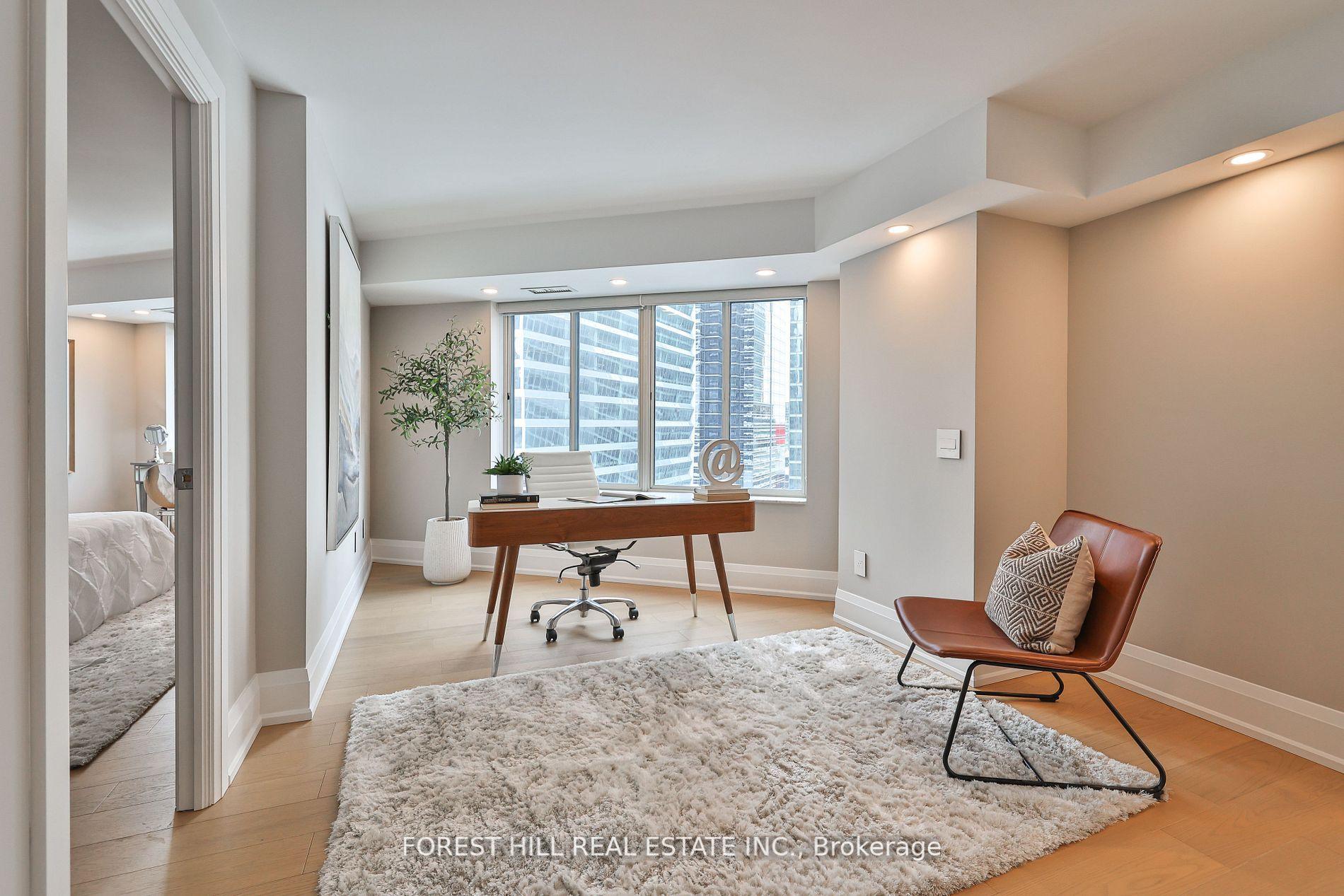 #LPH 2702 - 33 University Avenue, Toronto Unit: LPH 2702