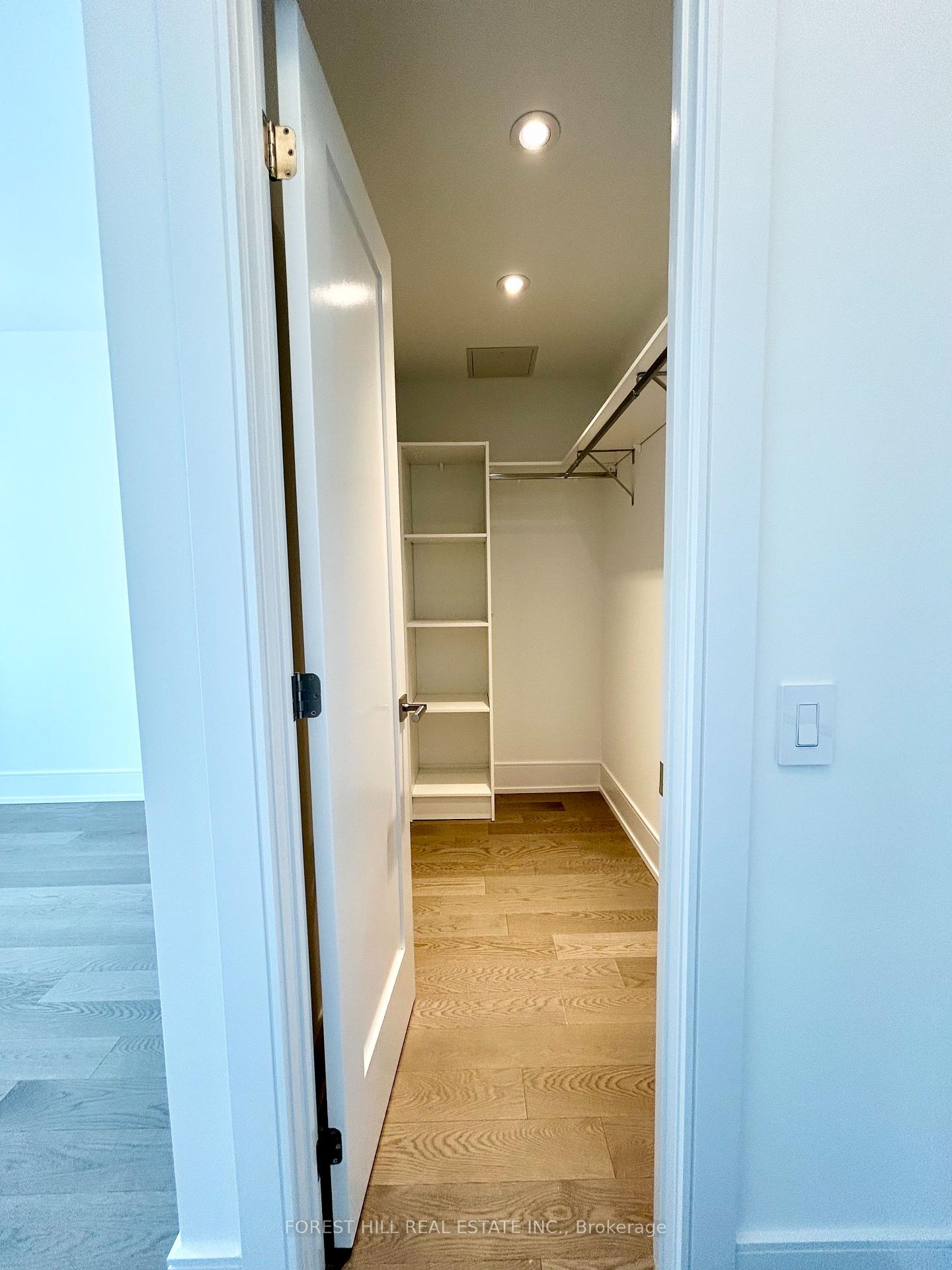 #1032 - 155 Merchants' Wharf, Toronto Unit: 1032