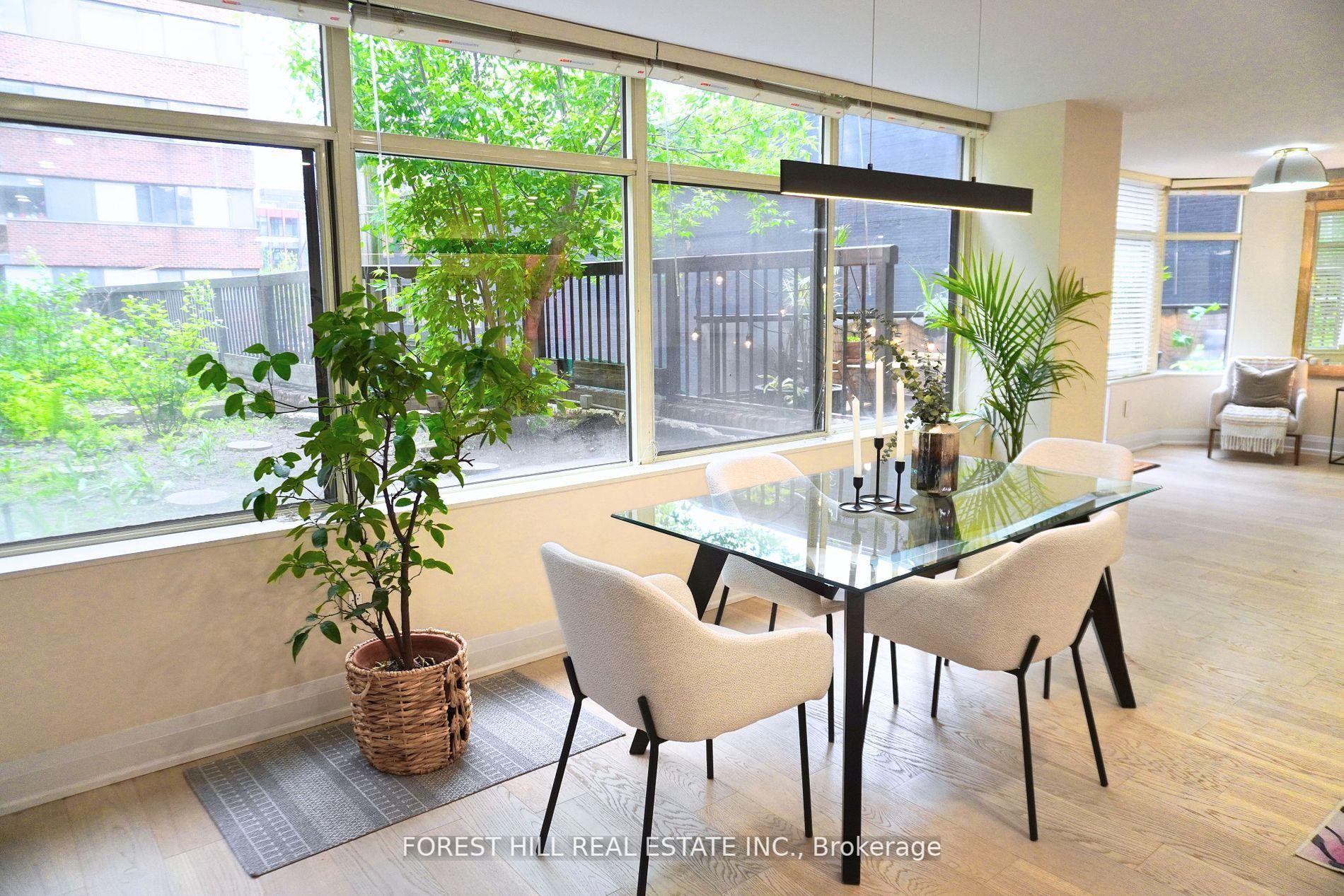 #201 - 900 Yonge Street, Toronto Unit: 201