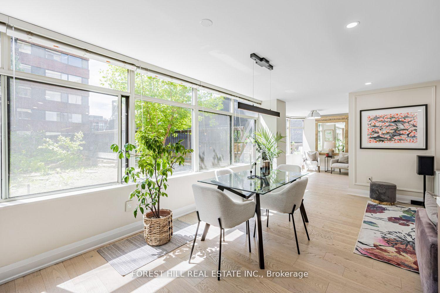 #201 - 900 Yonge Street, Toronto Unit: 201