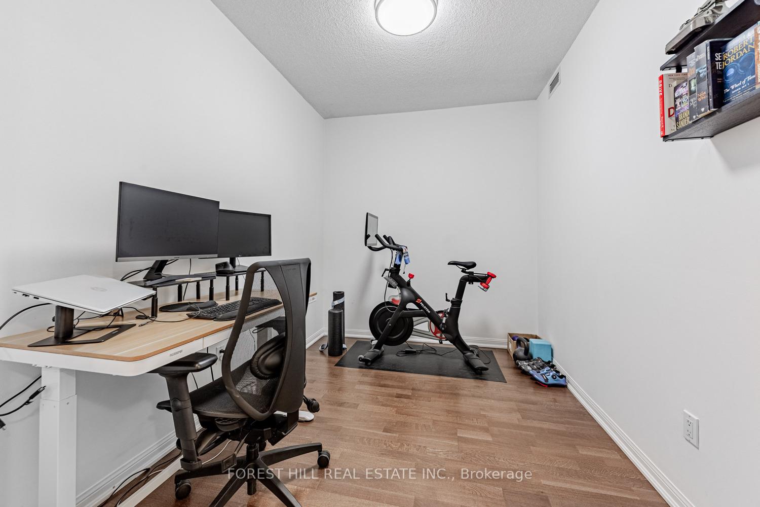 #816 - 21 Grand Magazine Street, Toronto Unit: 816