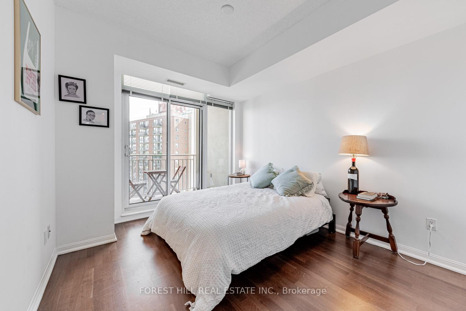#816 - 21 Grand Magazine Street, Toronto Unit: 816