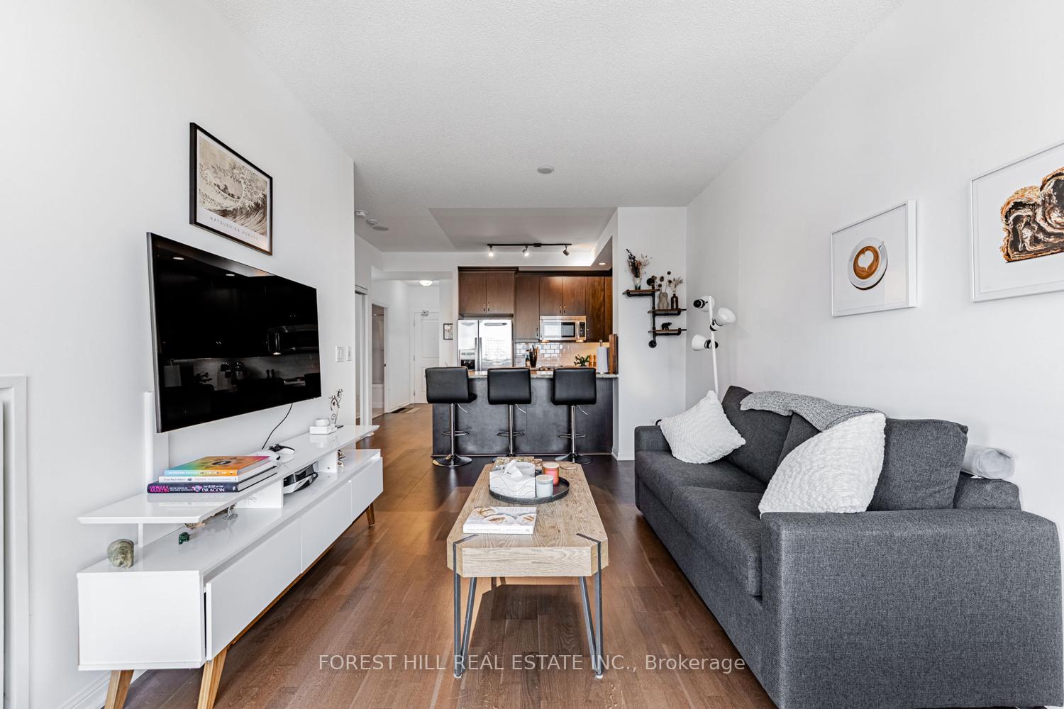 #816 - 21 Grand Magazine Street, Toronto Unit: 816