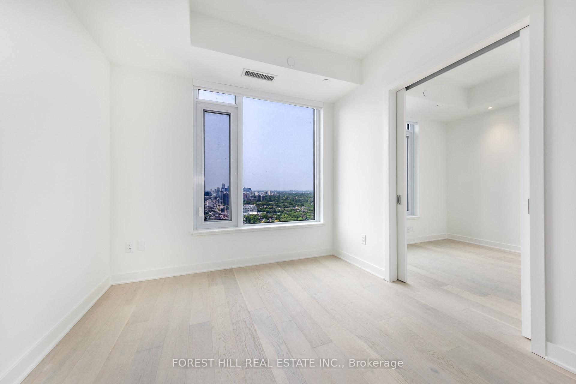 #3703 - 11 Yorkville Avenue, Toronto Unit: 3703