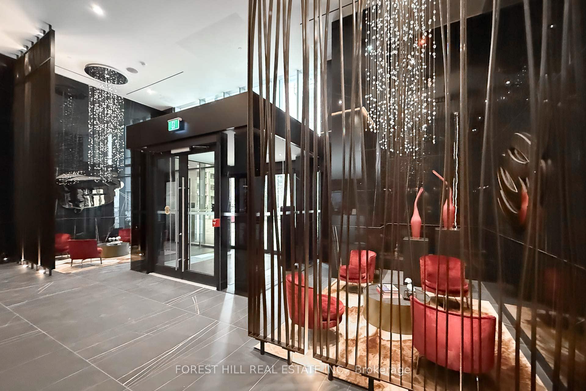 #3703 - 11 Yorkville Avenue, Toronto Unit: 3703