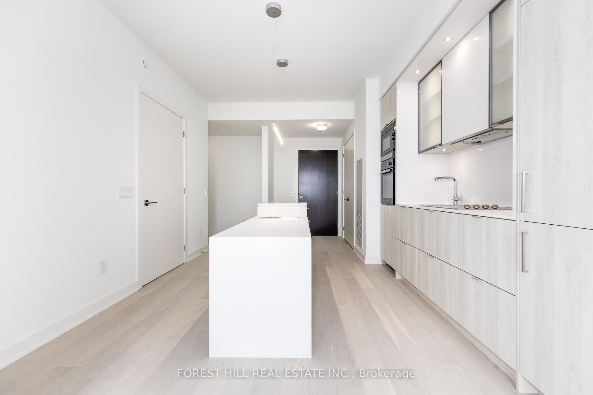 #3703 - 11 Yorkville Avenue, Toronto Unit: 3703