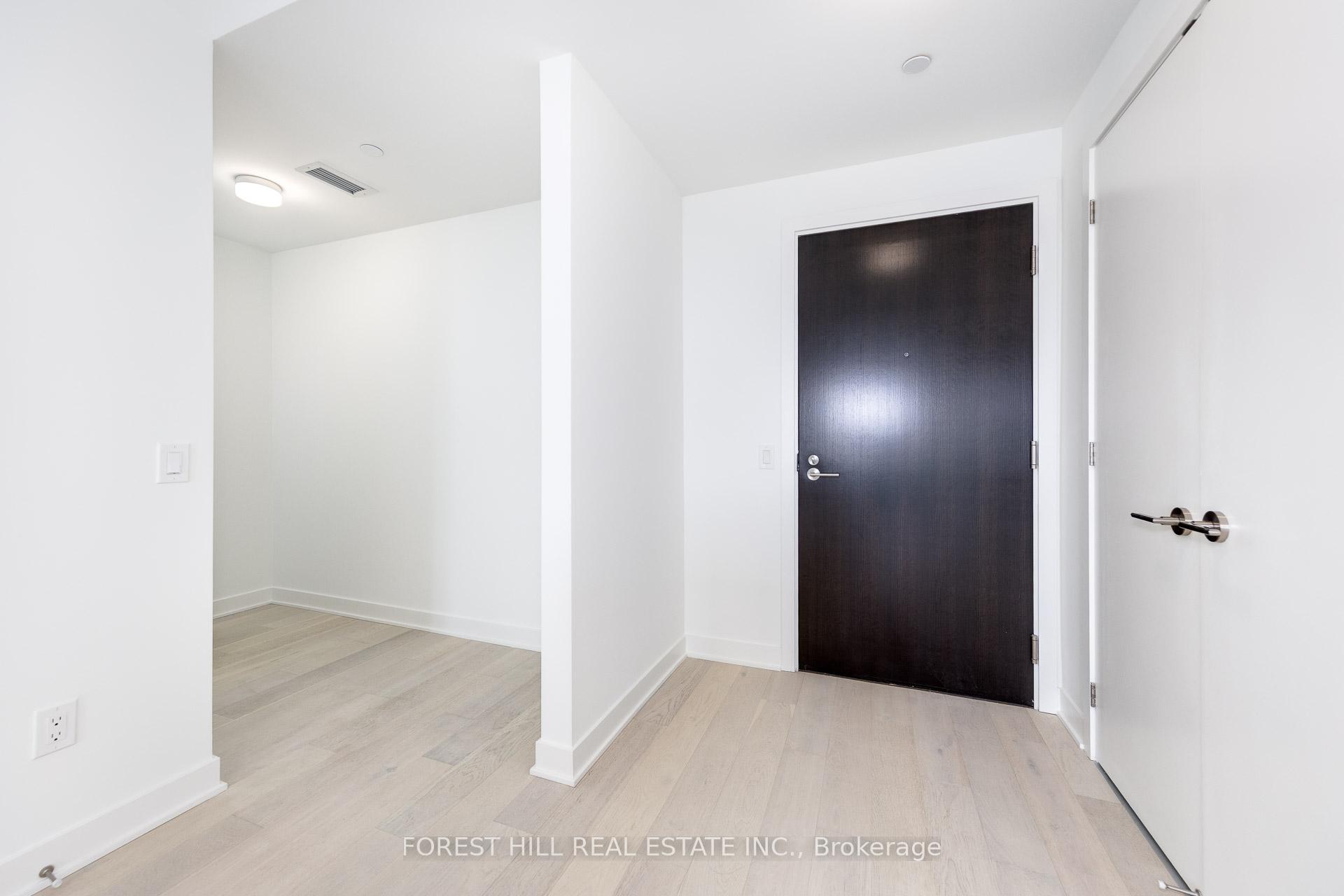 #3703 - 11 Yorkville Avenue, Toronto Unit: 3703