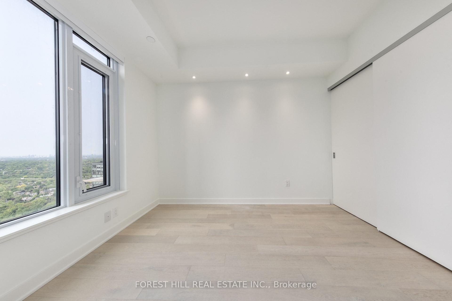 #3703 - 11 Yorkville Avenue, Toronto Unit: 3703