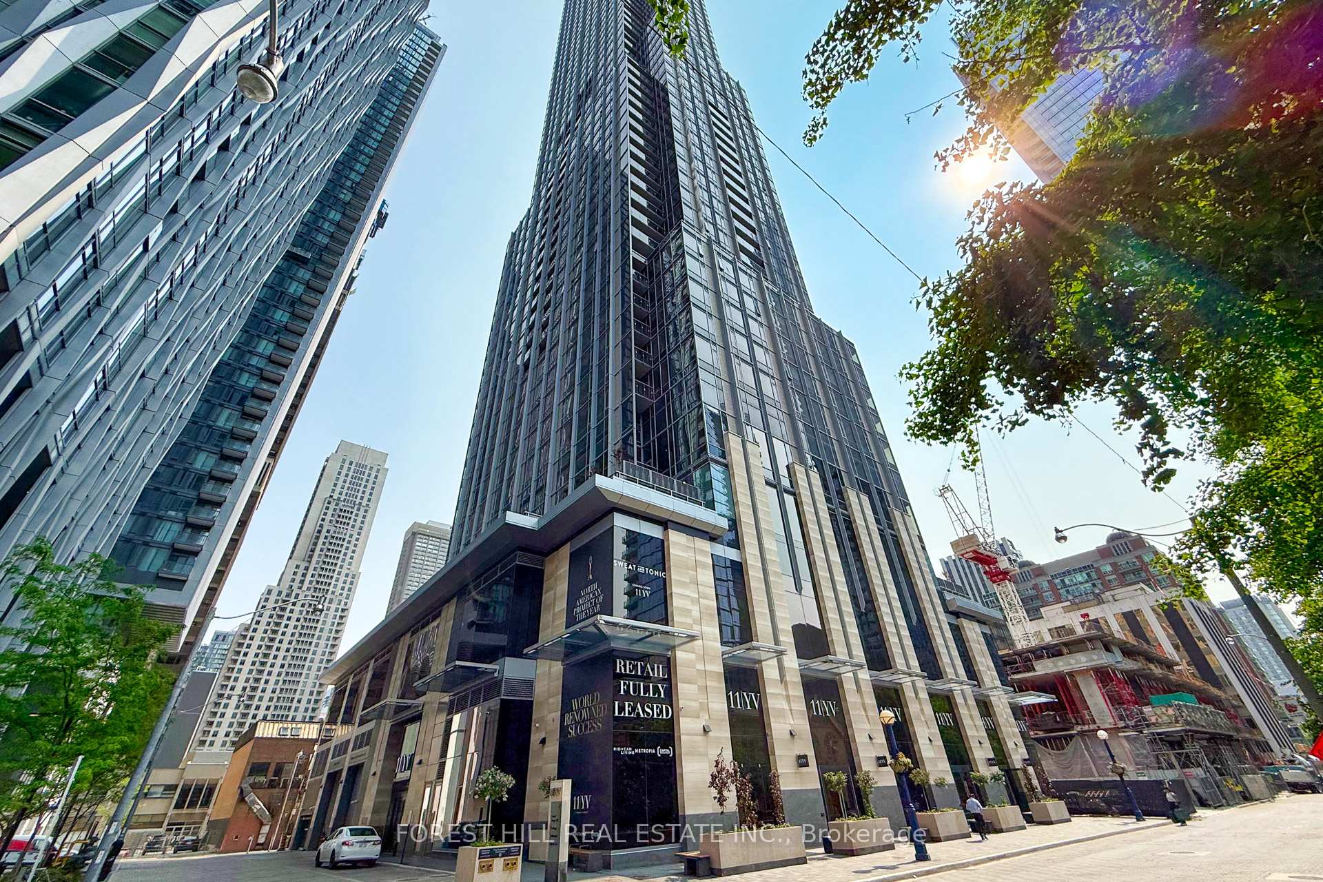 #3703 - 11 Yorkville Avenue, Toronto Unit: 3703