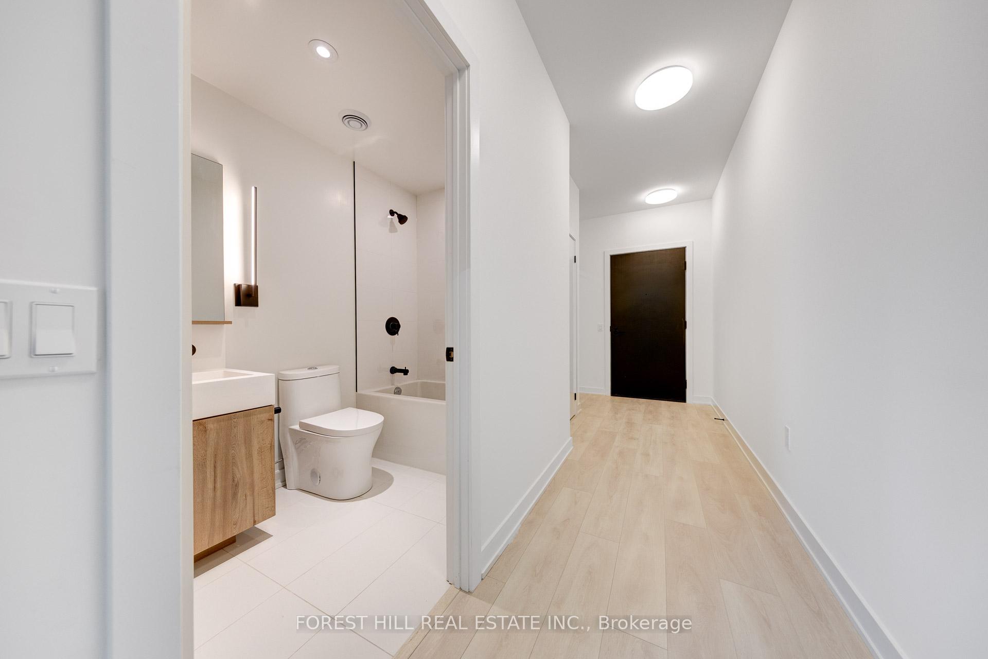 #1402 - 117 Broadway Avenue, Toronto Unit: 1402