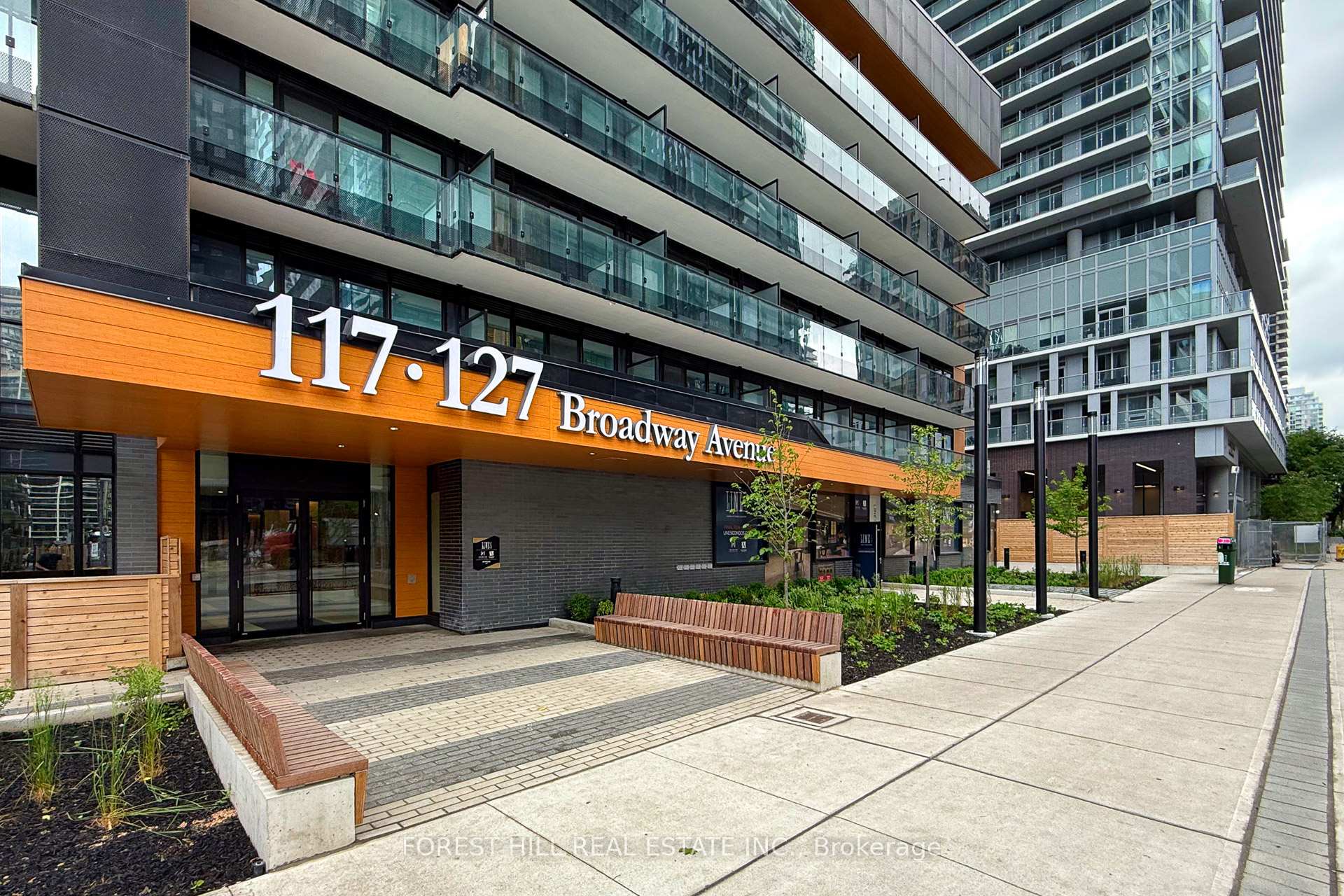 #1402 - 117 Broadway Avenue, Toronto Unit: 1402