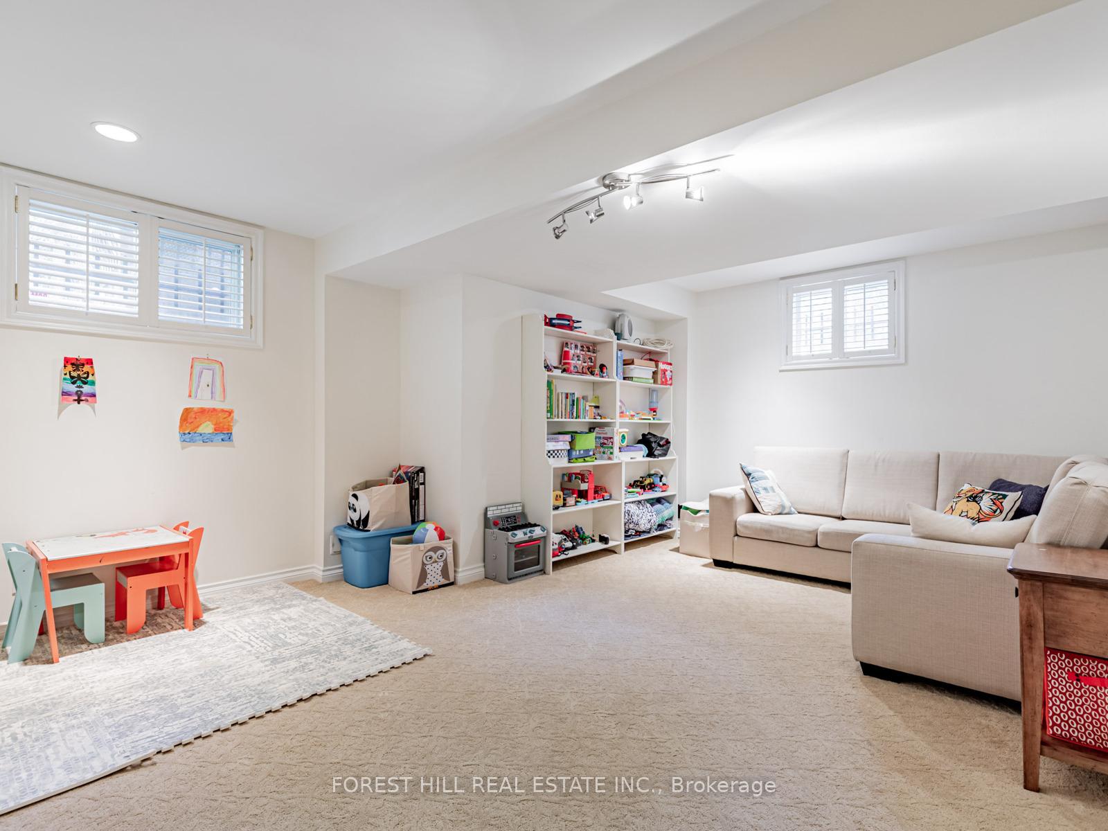492 Melrose Avenue, Toronto