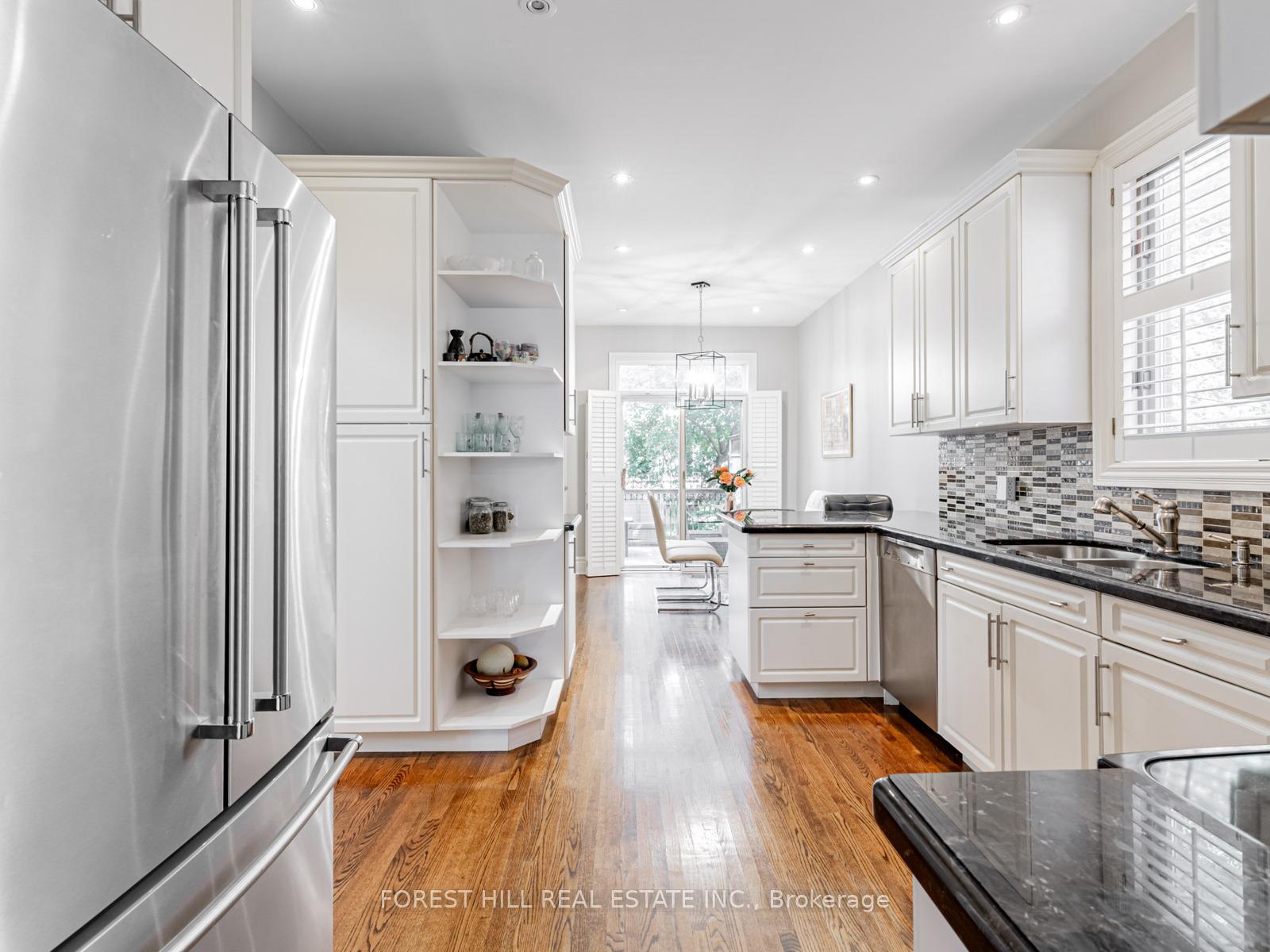 492 Melrose Avenue, Toronto