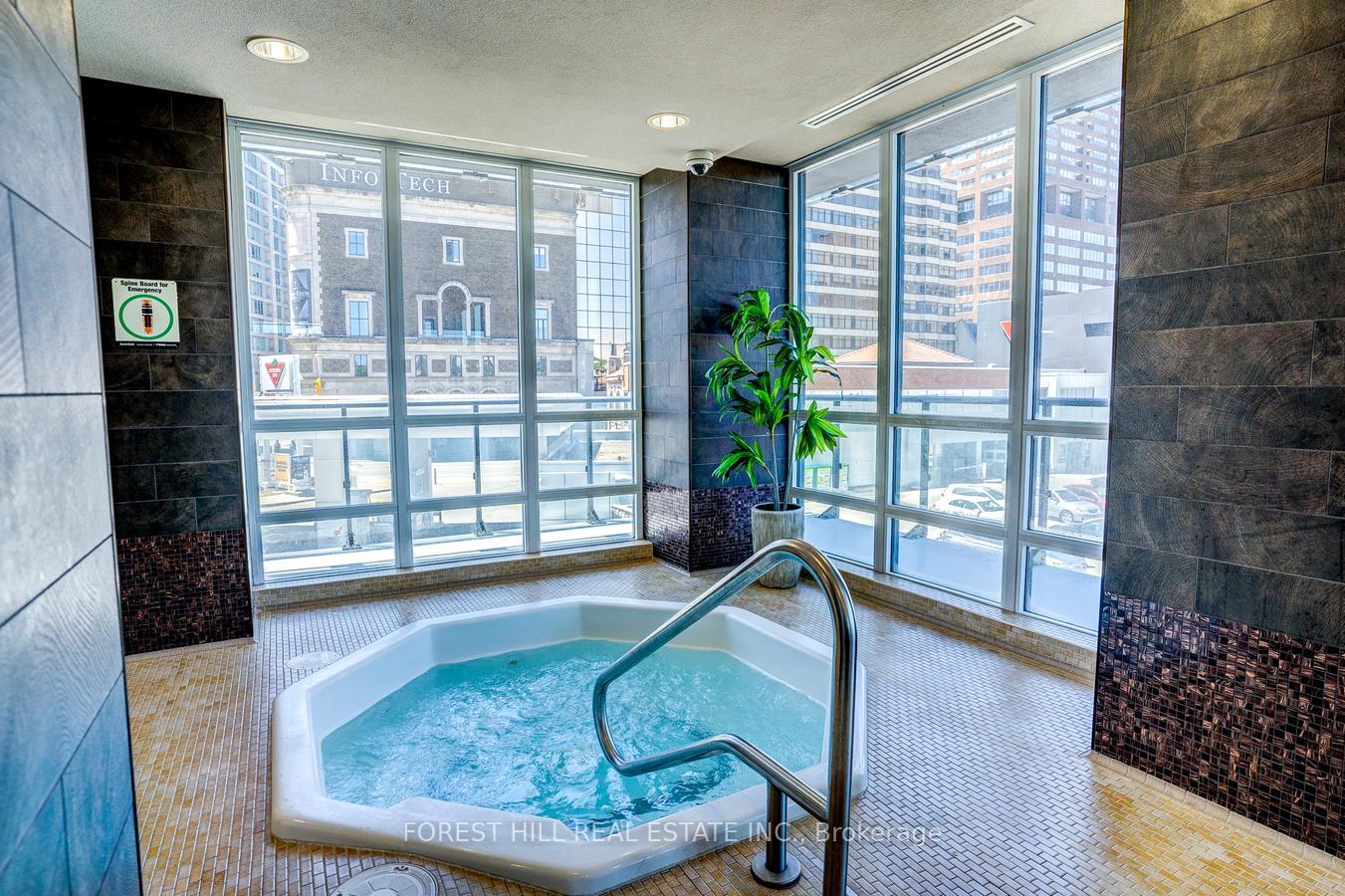 #920 - 825 Church Street, Toronto Unit: 920
