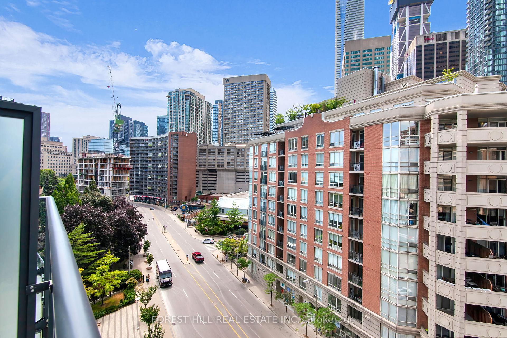 #920 - 825 Church Street, Toronto Unit: 920
