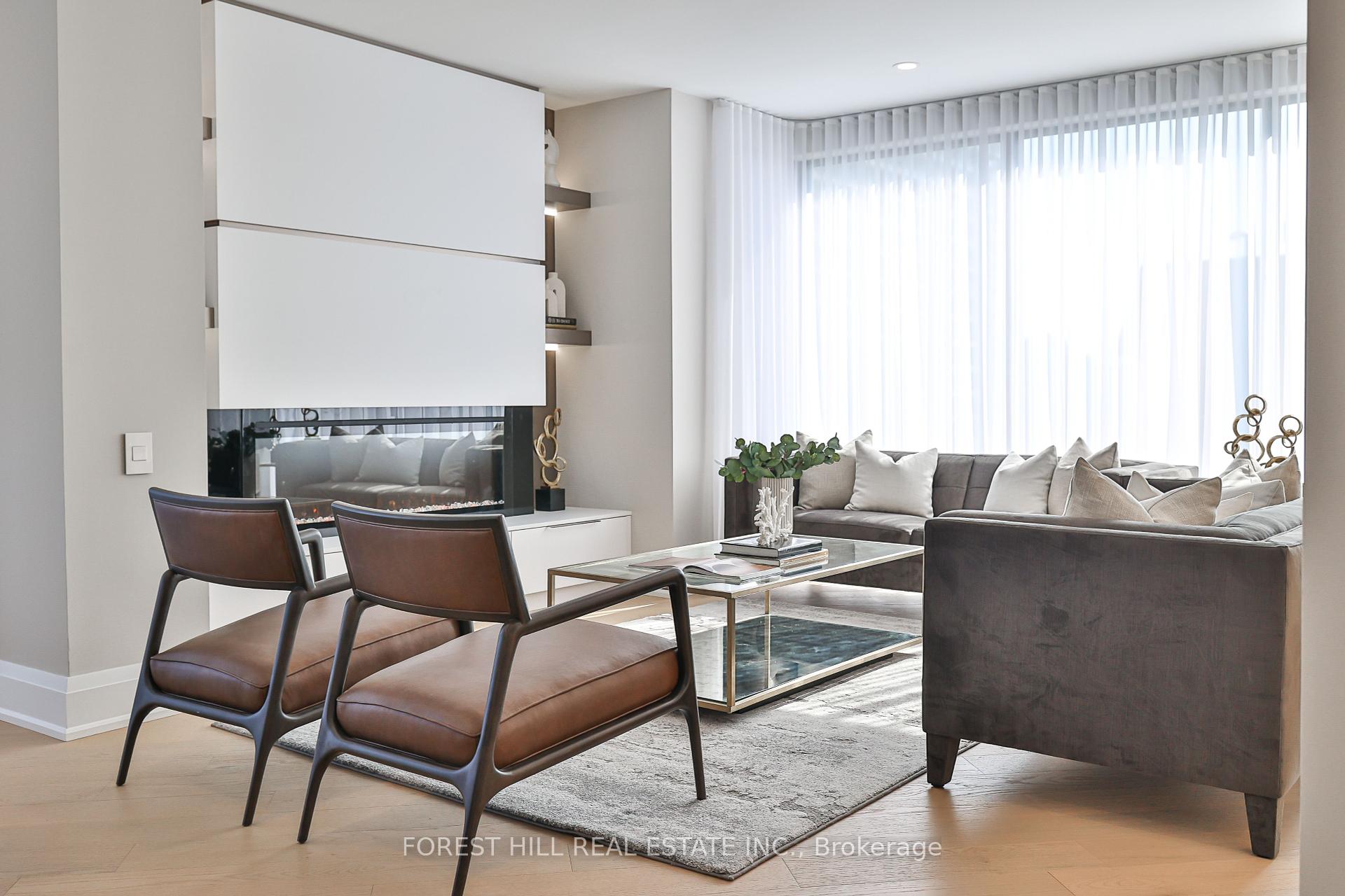 #301 - 342 Spadina Road, Toronto Unit: 301