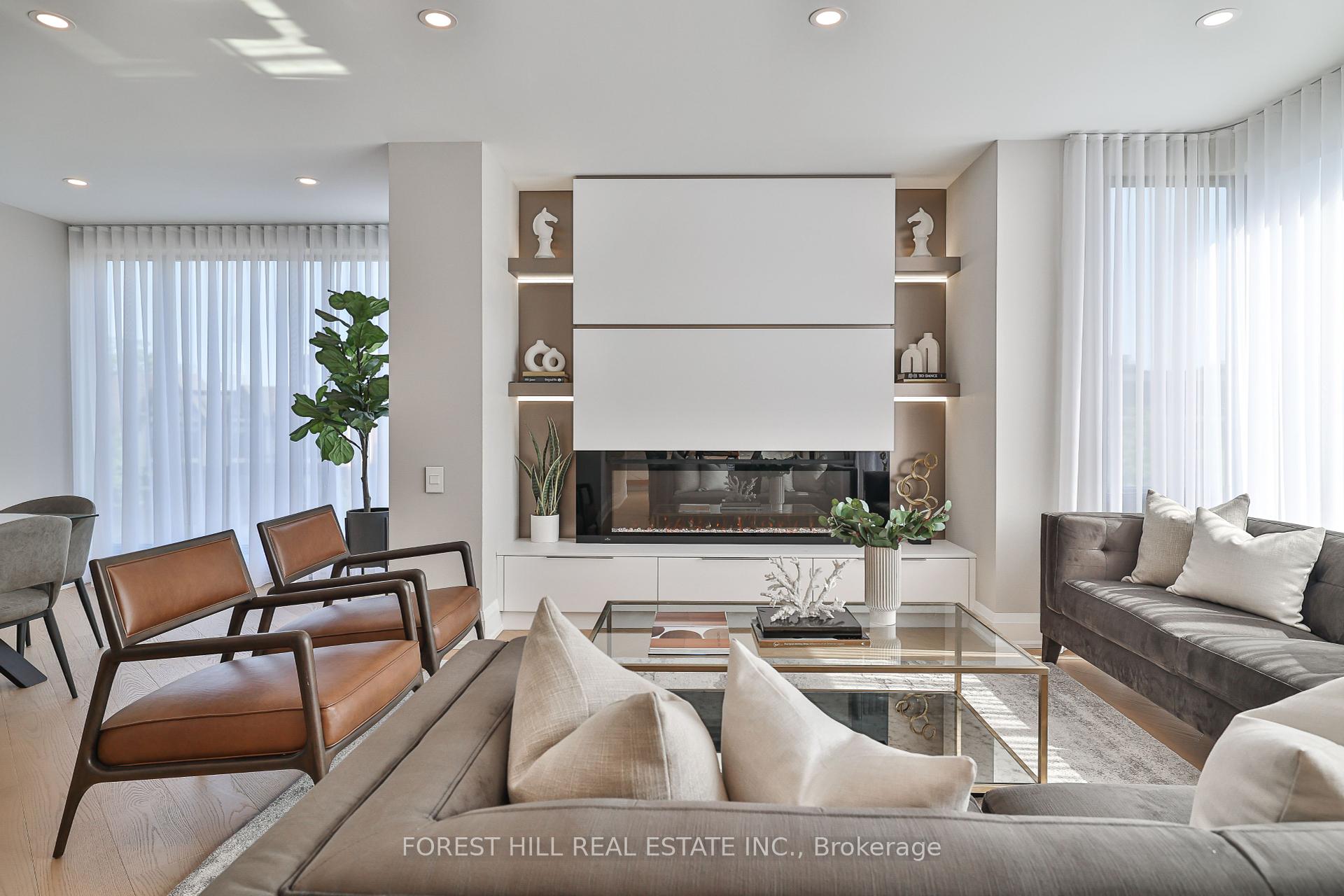 #301 - 342 Spadina Road, Toronto Unit: 301