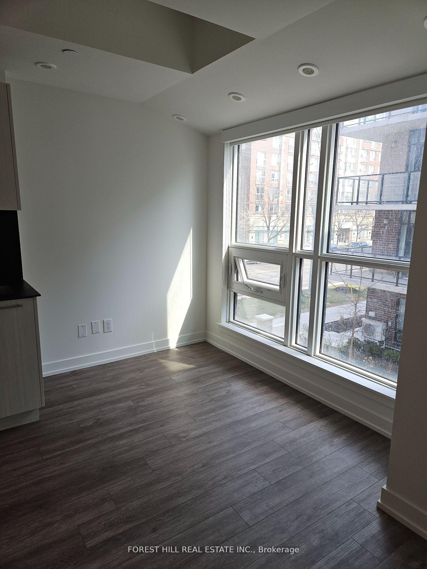 #TH16 - 871 Sheppard Avenue, Toronto Unit: TH16