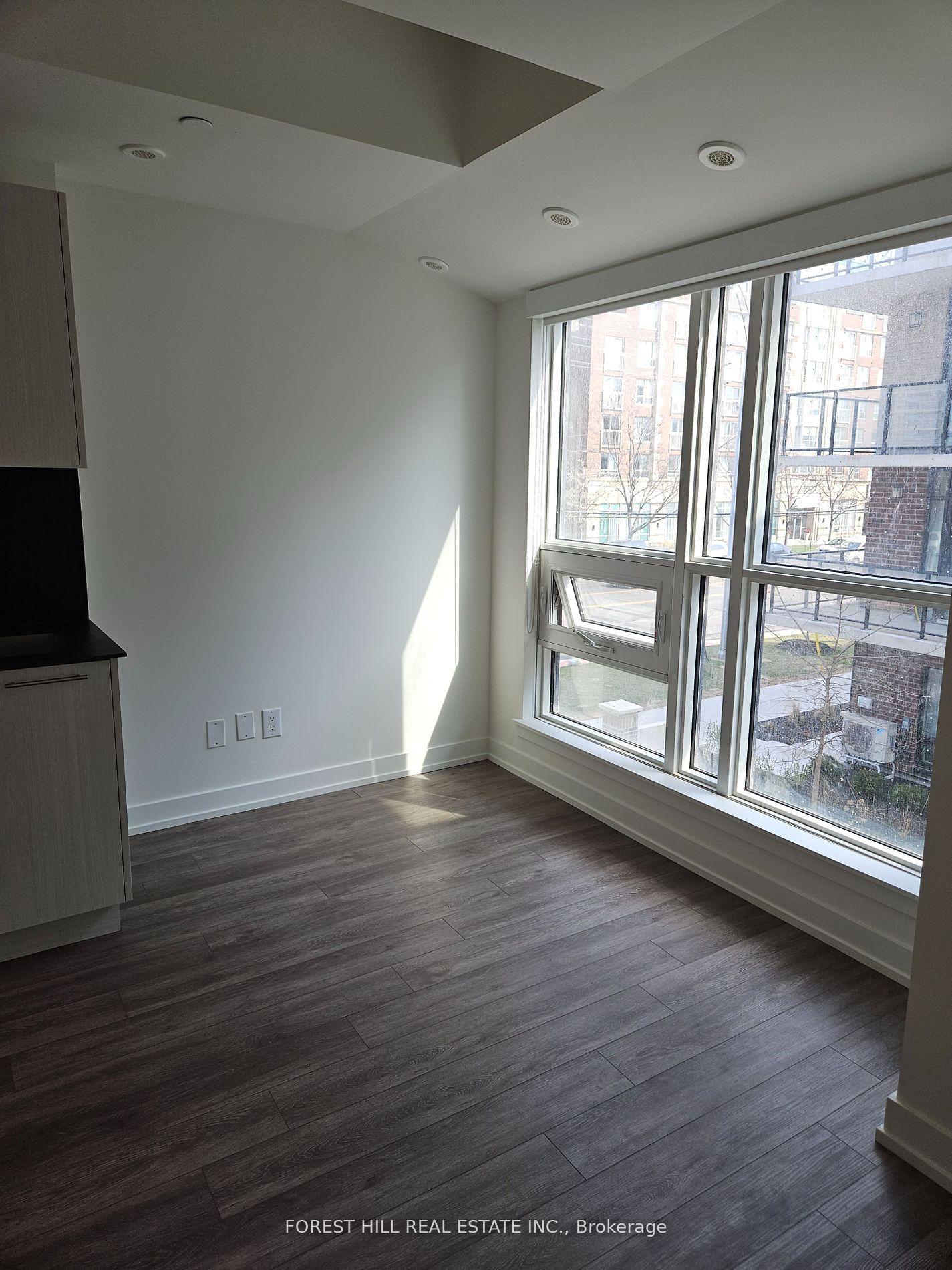 #TH16 - 871 Sheppard Avenue, Toronto Unit: TH16