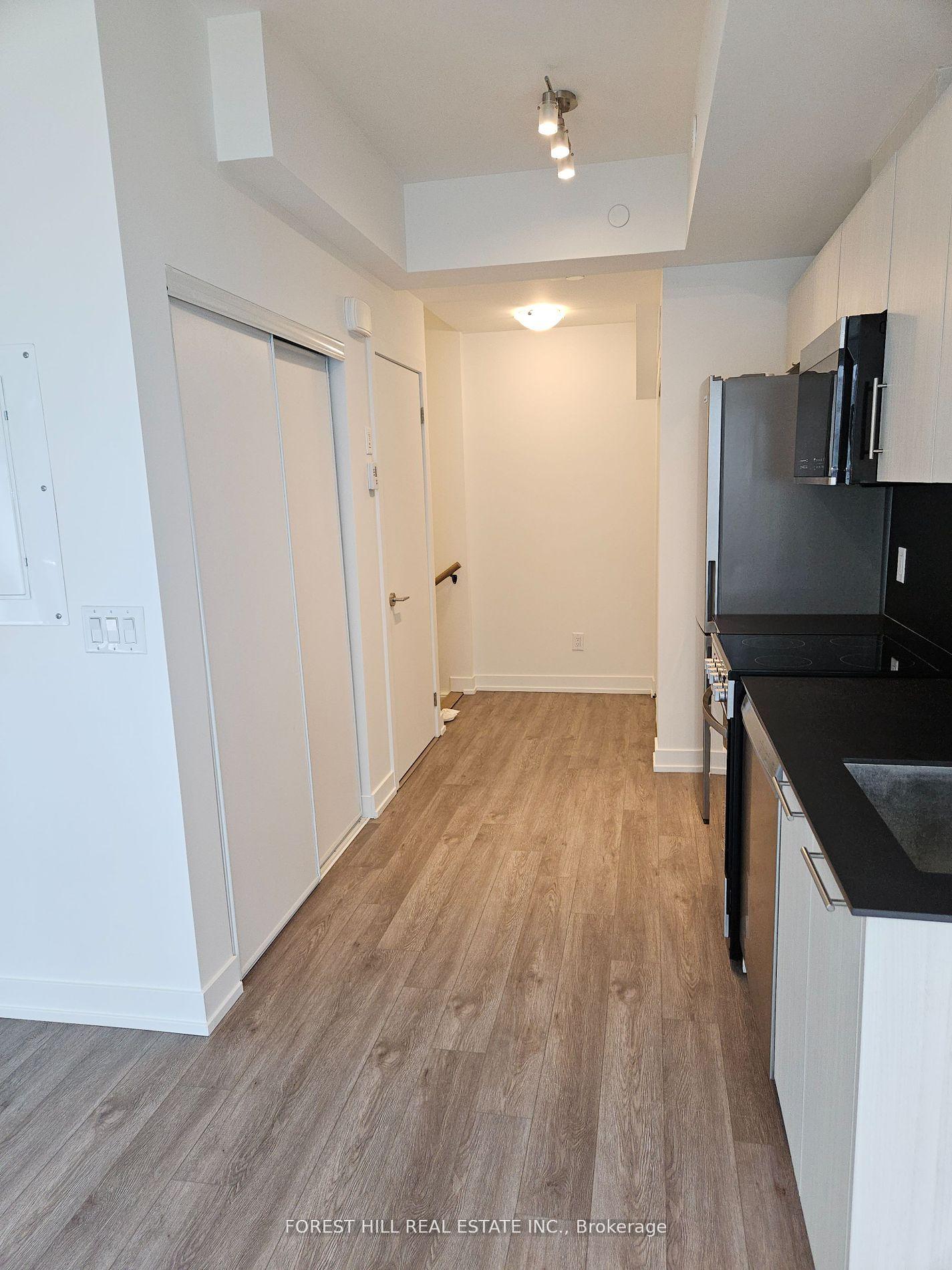 #TH16 - 871 Sheppard Avenue, Toronto Unit: TH16