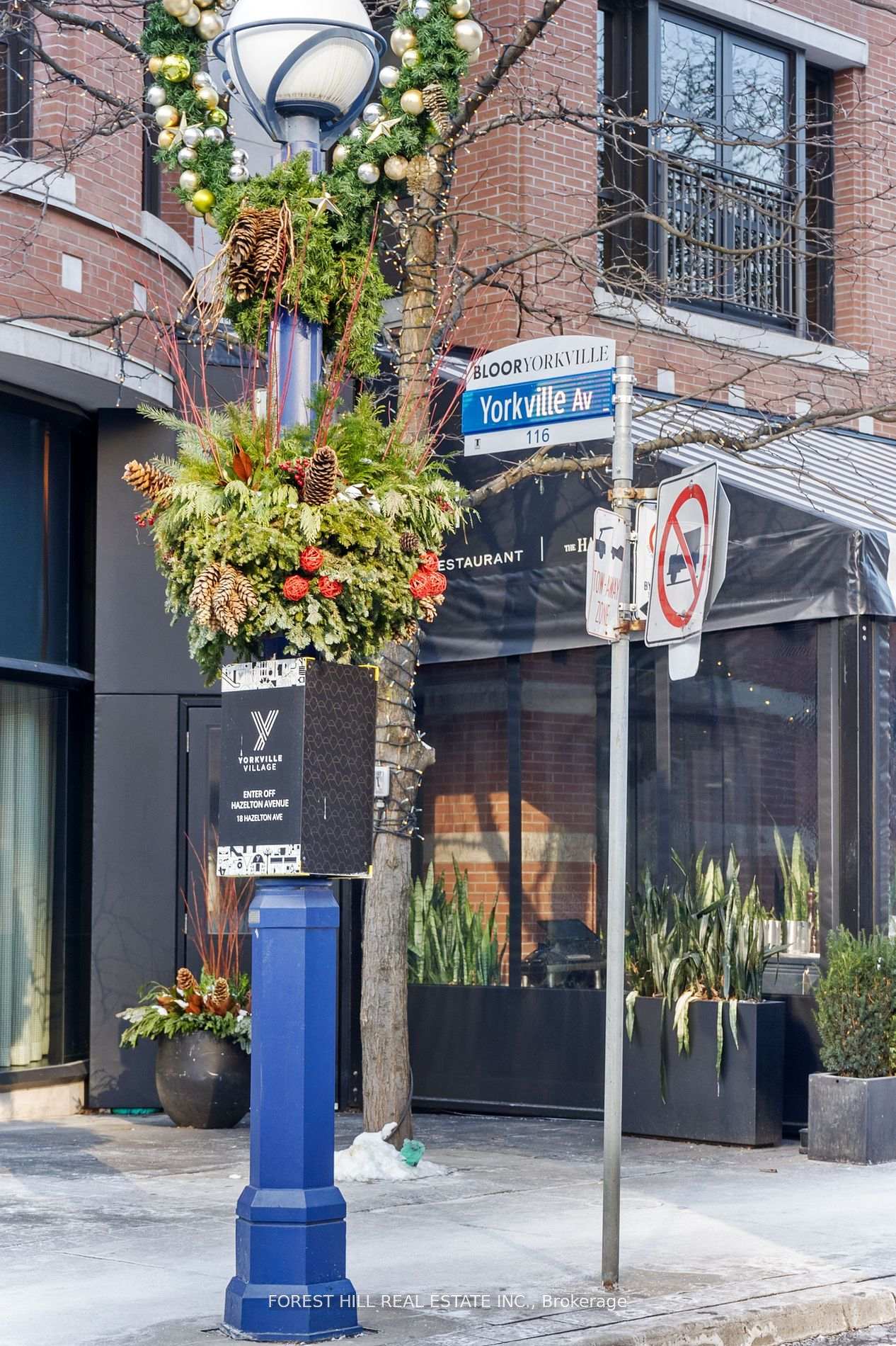 #1413 - 11 Yorkville Avenue, Toronto Unit: 1413