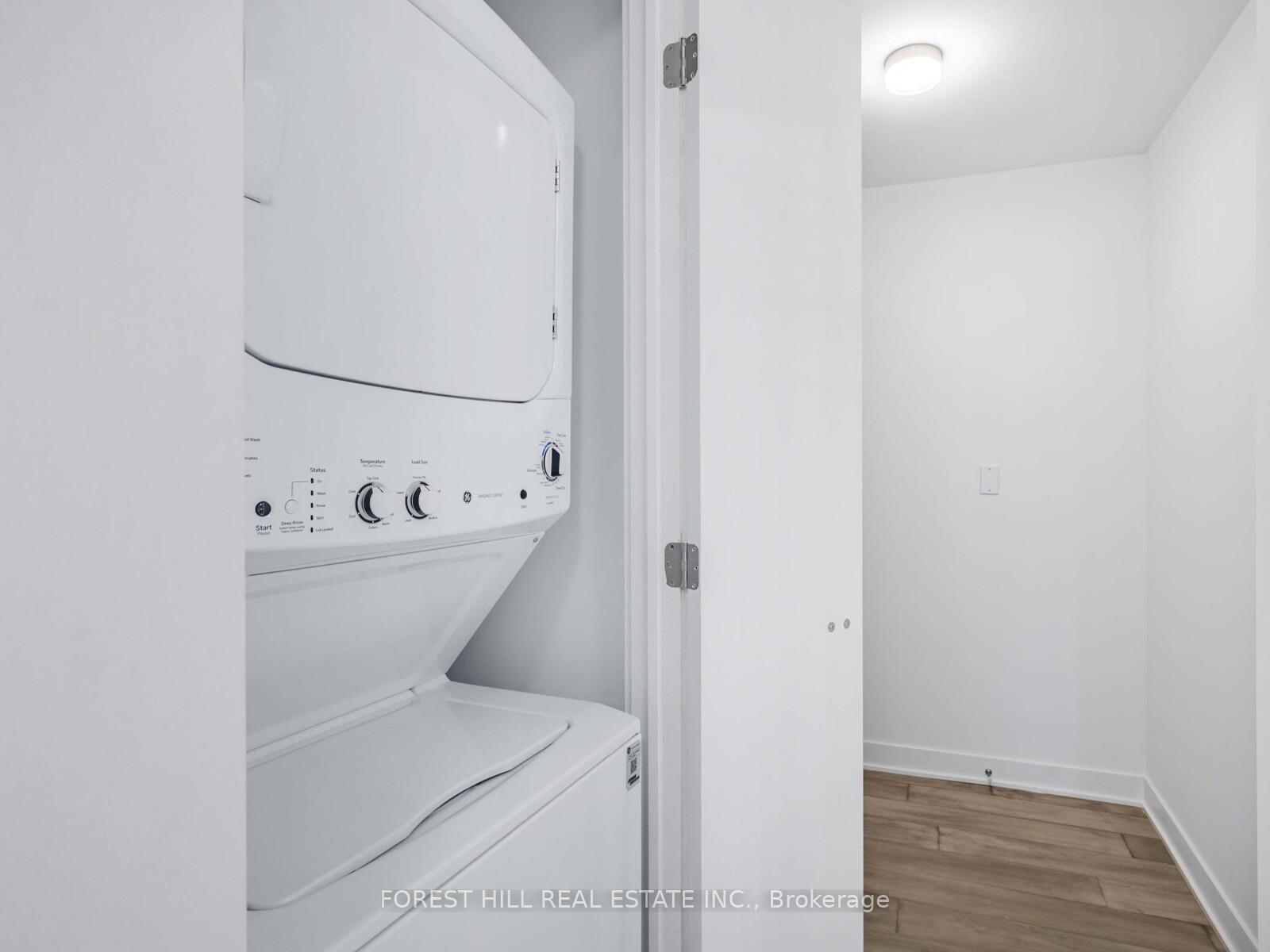 #1413 - 11 Yorkville Avenue, Toronto Unit: 1413