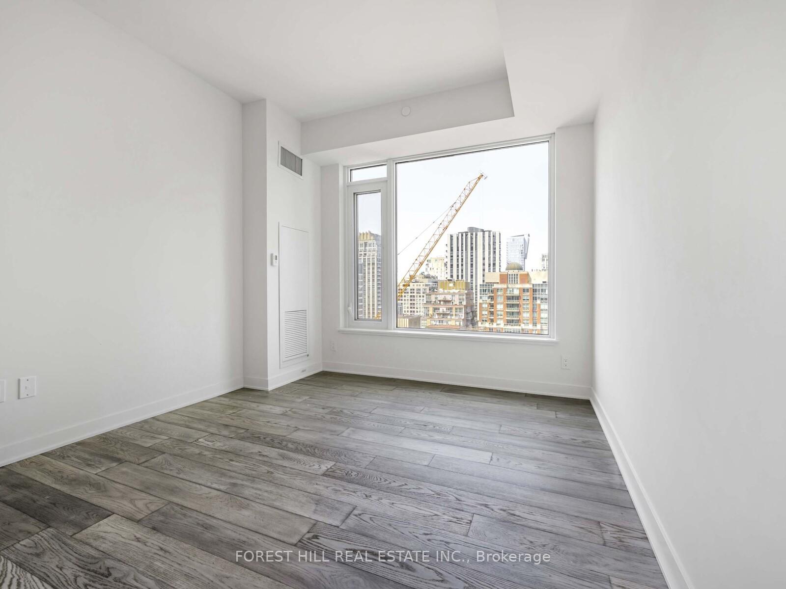 #1413 - 11 Yorkville Avenue, Toronto Unit: 1413