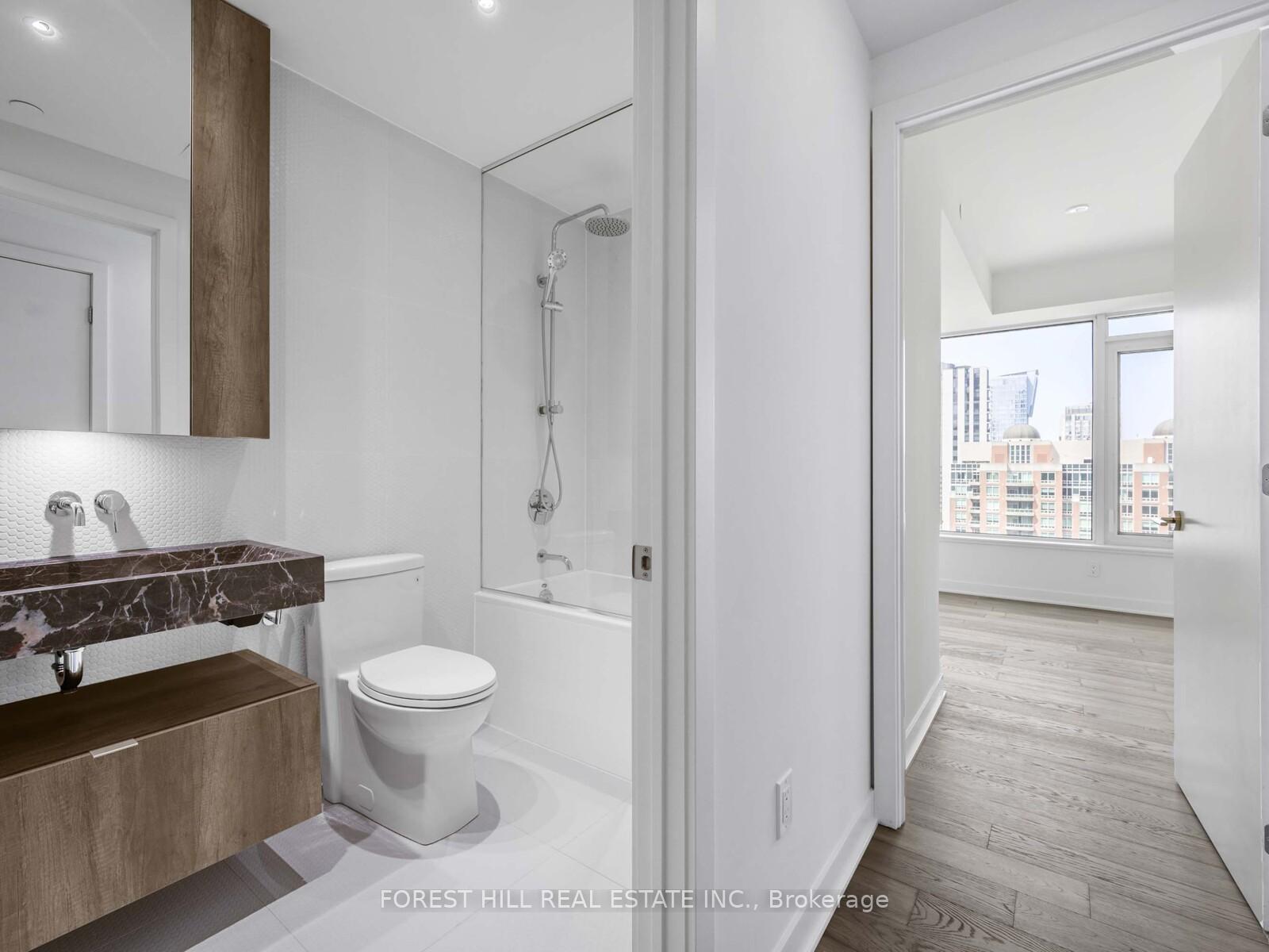 #1413 - 11 Yorkville Avenue, Toronto Unit: 1413