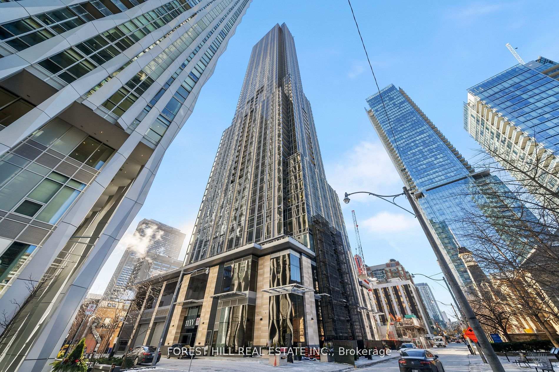 #1413 - 11 Yorkville Avenue, Toronto Unit: 1413