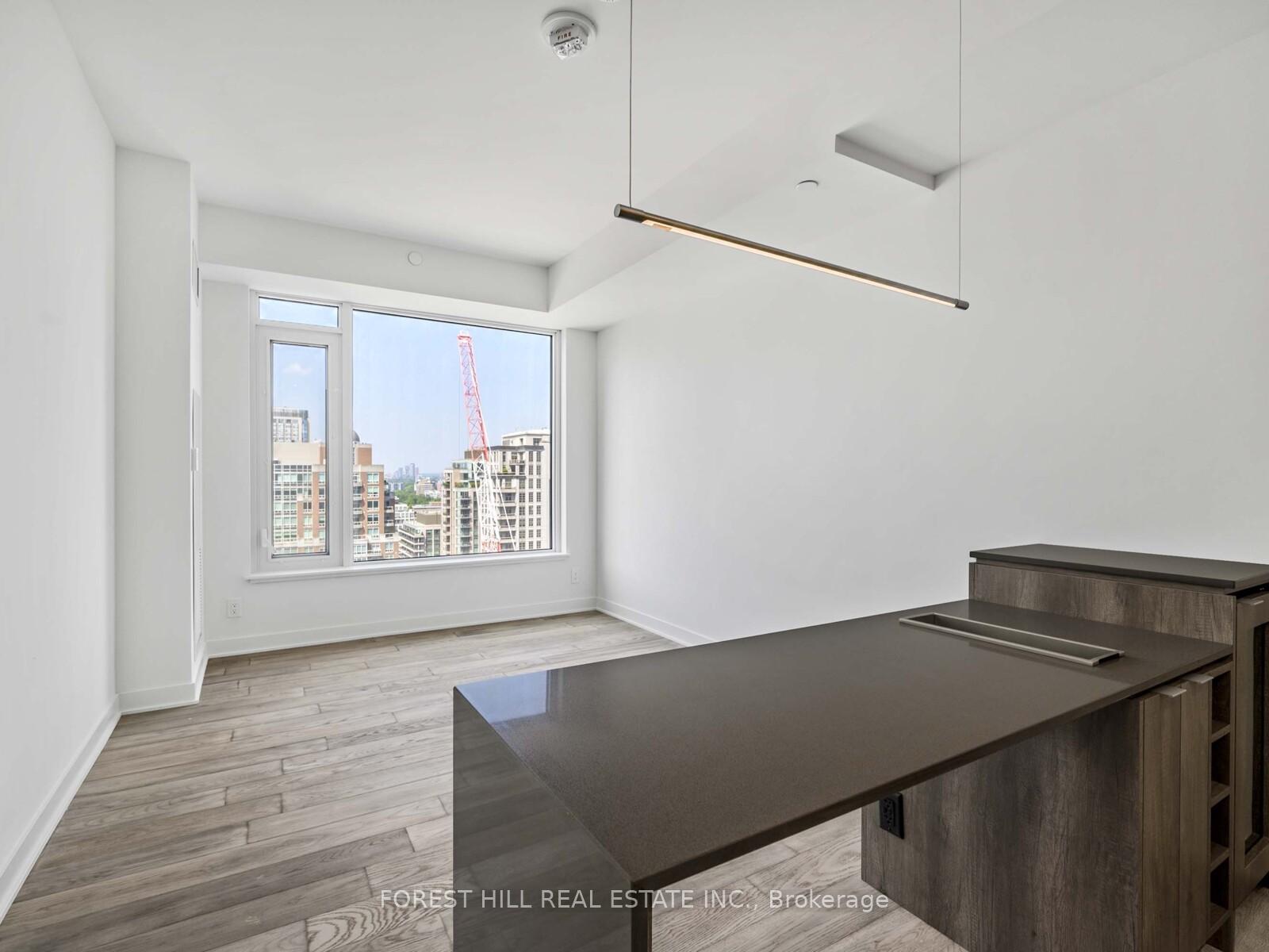 #1413 - 11 Yorkville Avenue, Toronto Unit: 1413