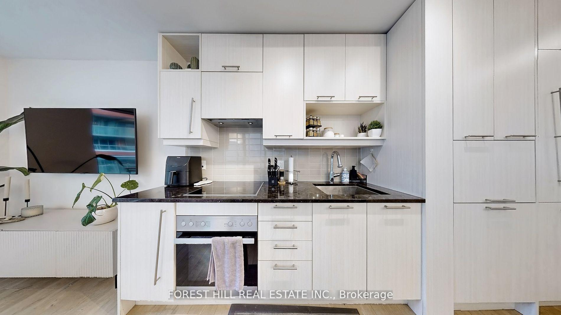 #311 - 30 Nelson Street, Toronto Unit: 311