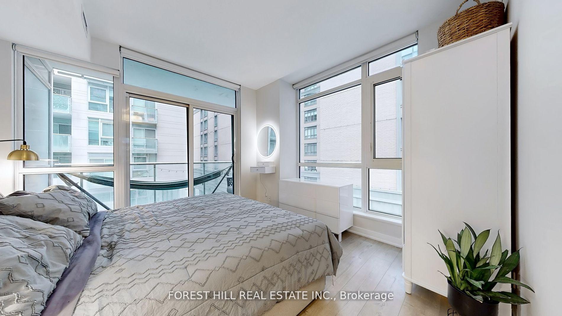#311 - 30 Nelson Street, Toronto Unit: 311