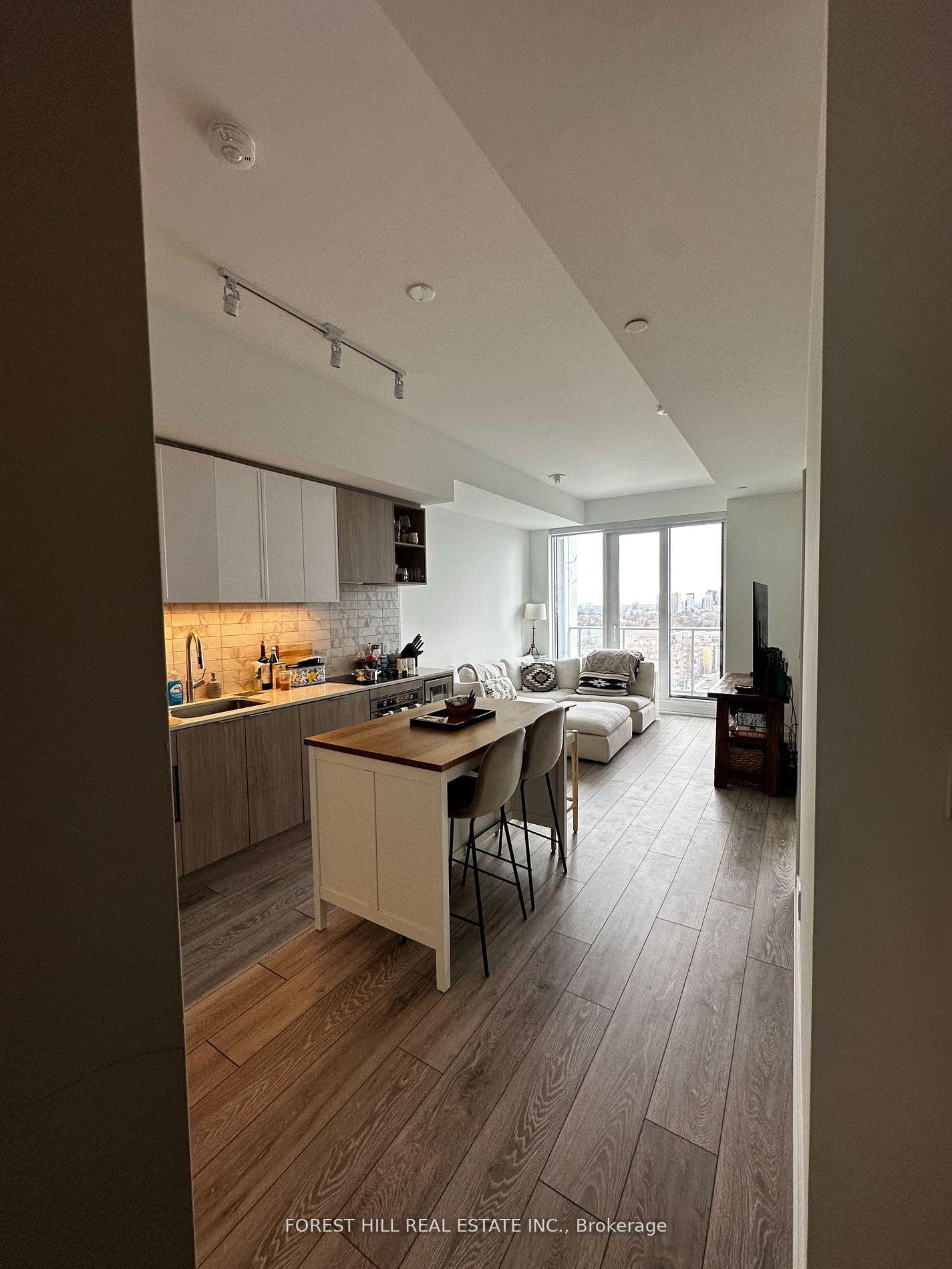 #PH17 - 2020 Bathurst Street, Toronto Unit: PH17