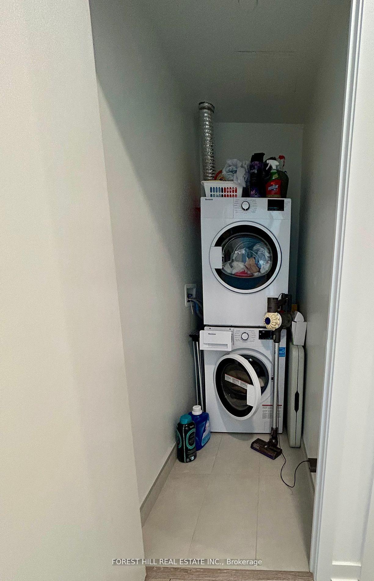 #PH17 - 2020 Bathurst Street, Toronto Unit: PH17