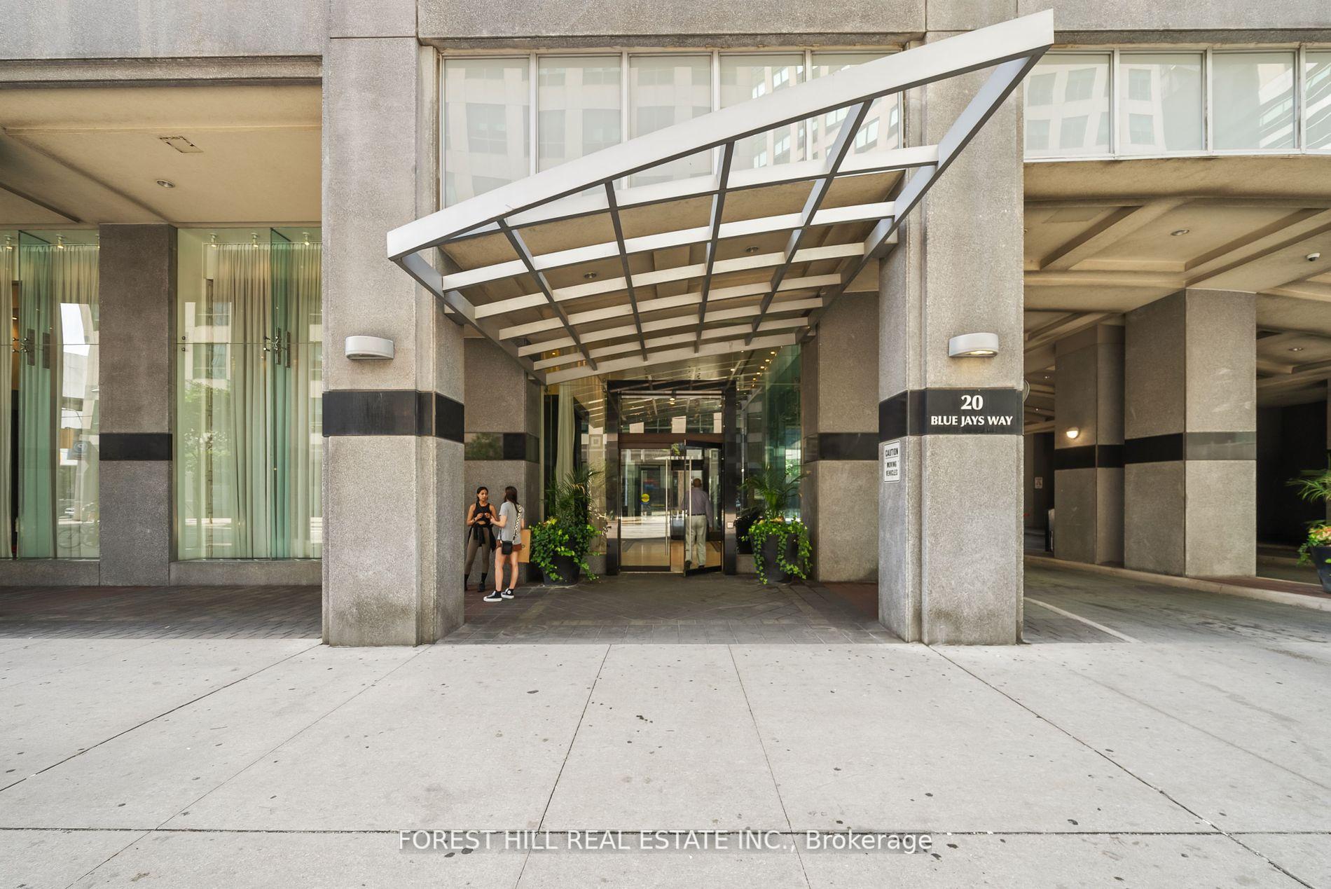 #318 - 20 Blue Jays Way, Toronto Unit: 318