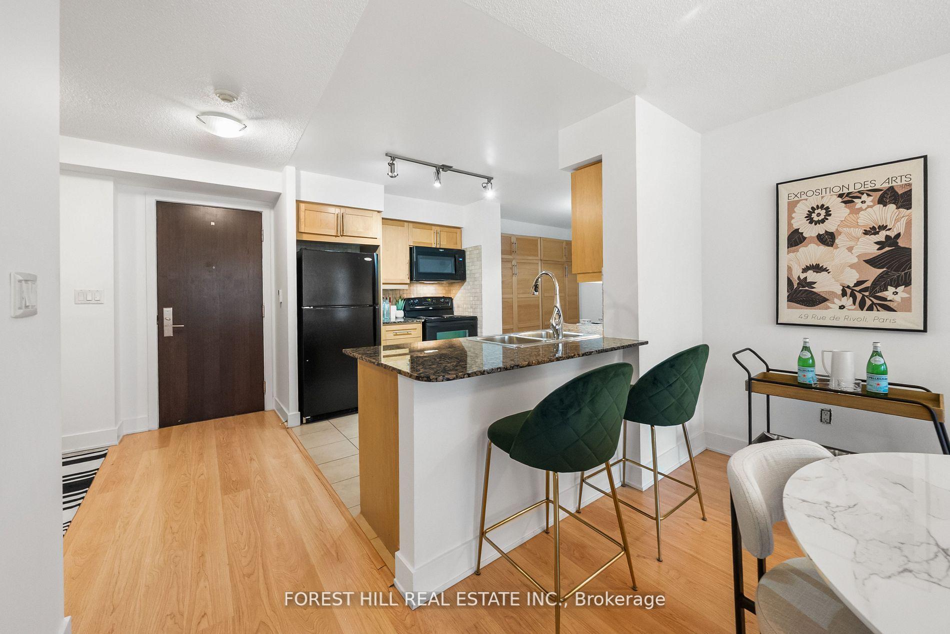 #318 - 20 Blue Jays Way, Toronto Unit: 318