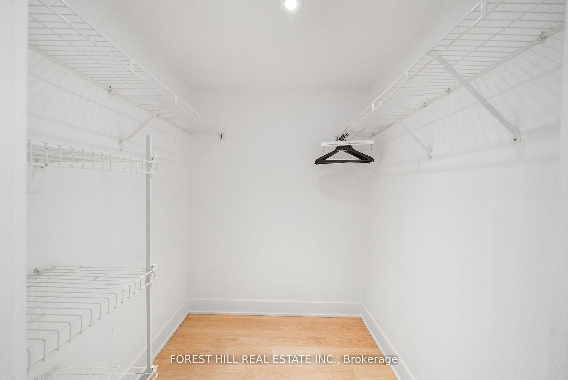 #318 - 20 Blue Jays Way, Toronto Unit: 318