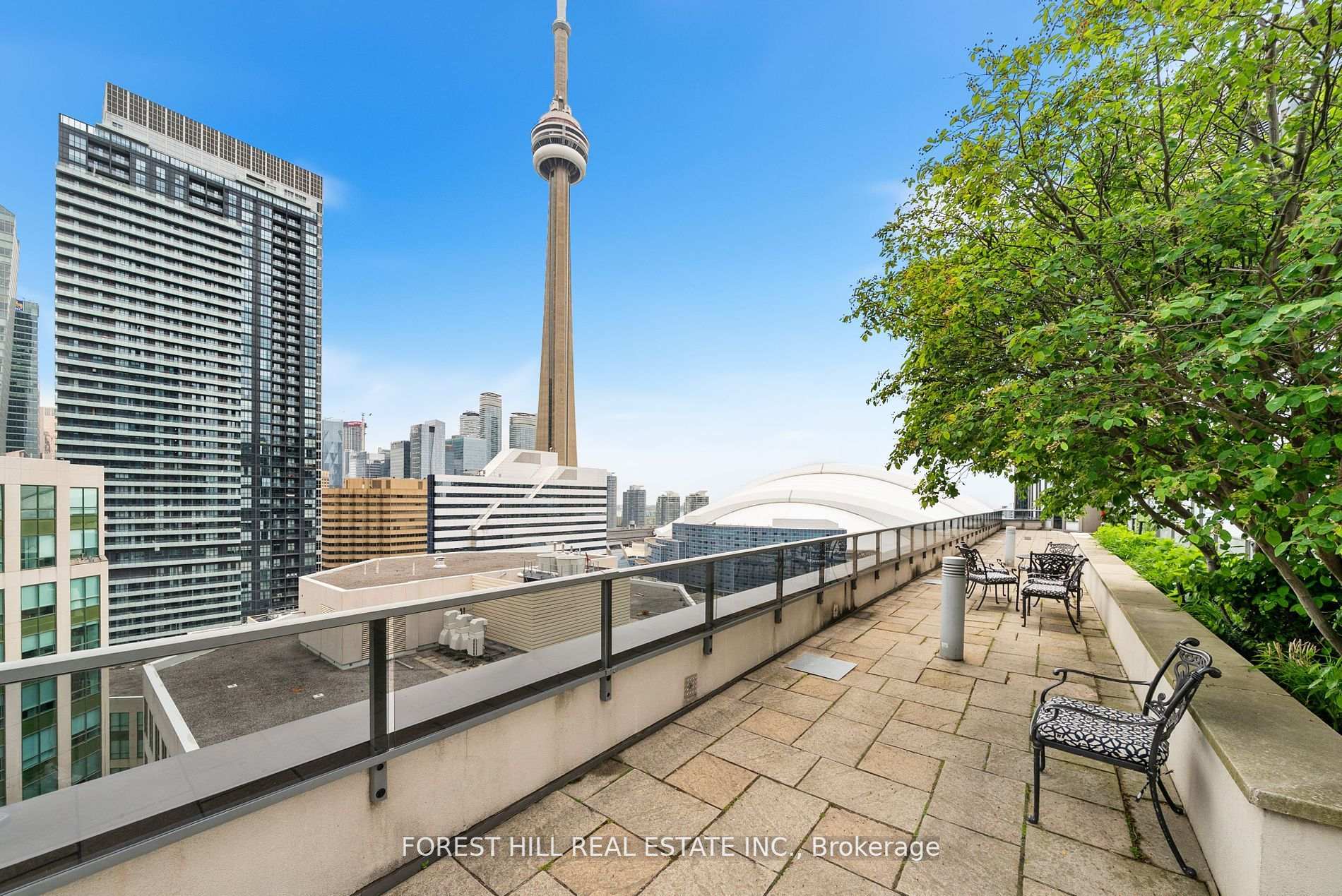 #318 - 20 Blue Jays Way, Toronto Unit: 318