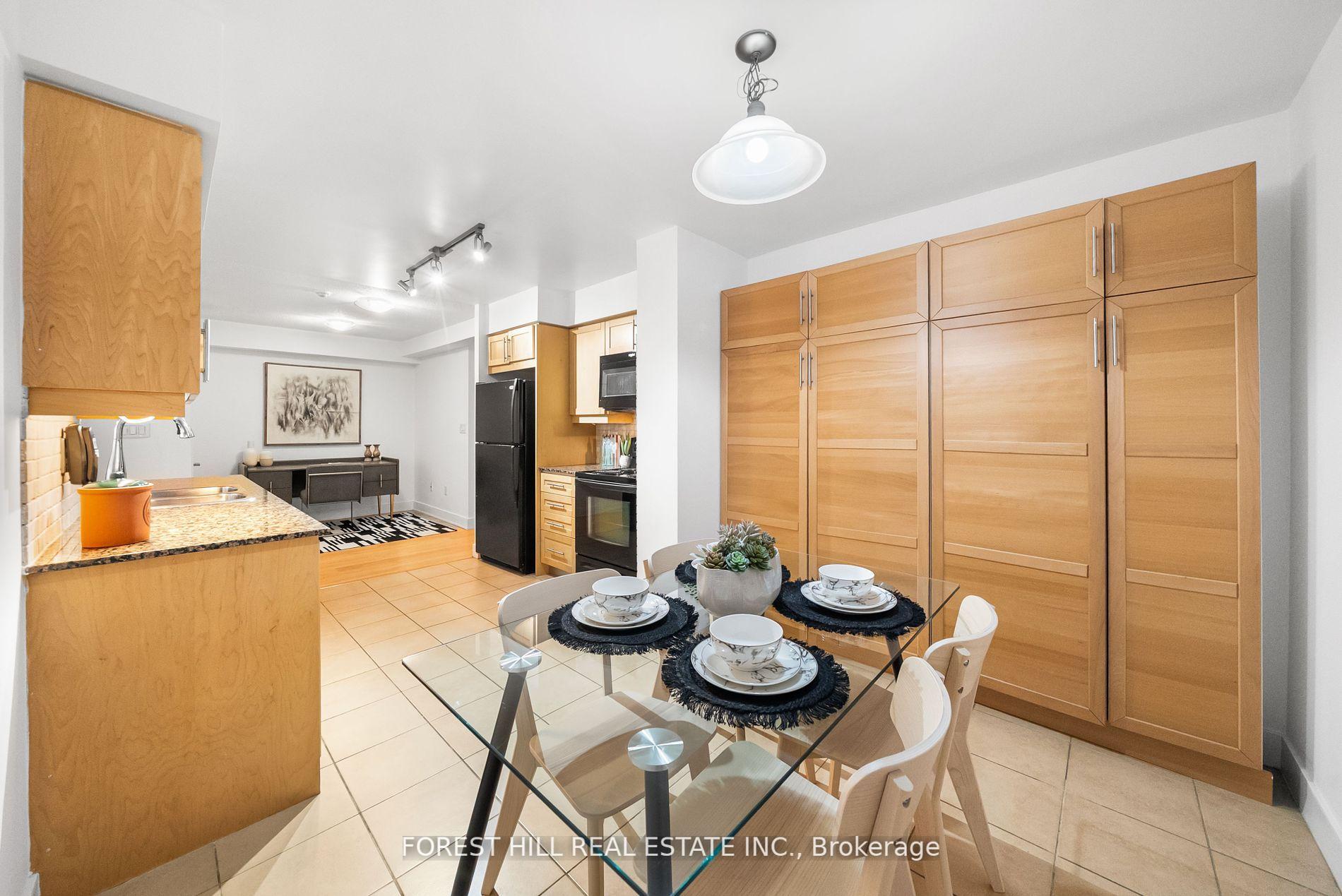 #318 - 20 Blue Jays Way, Toronto Unit: 318