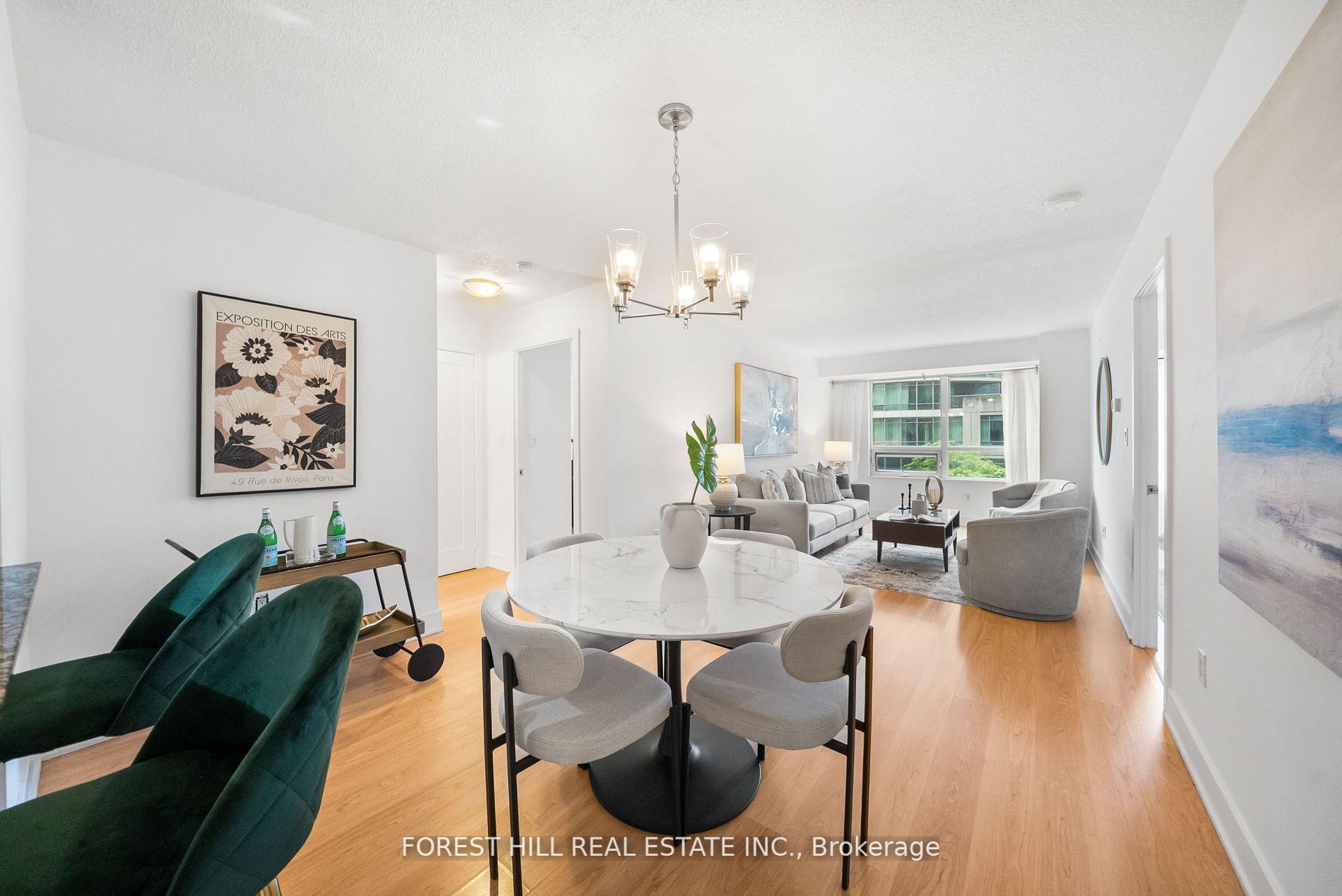 #318 - 20 Blue Jays Way, Toronto Unit: 318