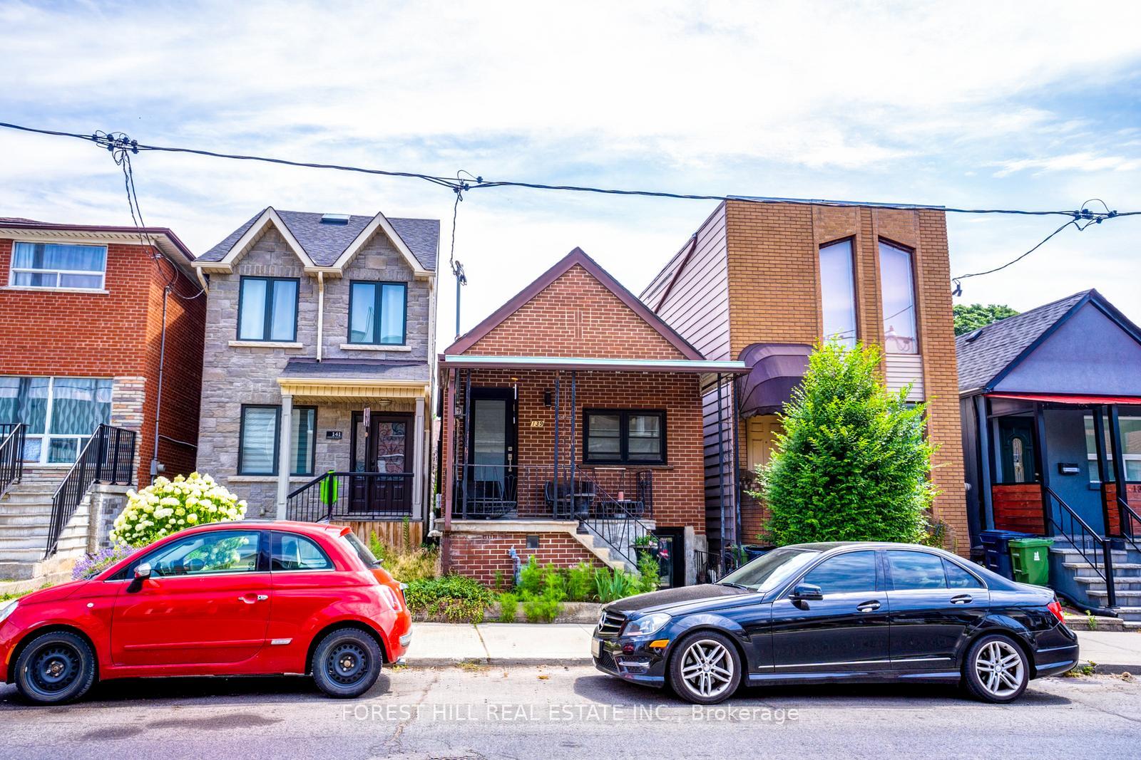 139 Christie Street, Toronto