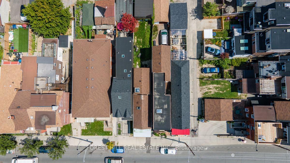 139 Christie Street, Toronto