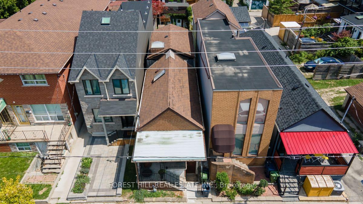 139 Christie Street, Toronto
