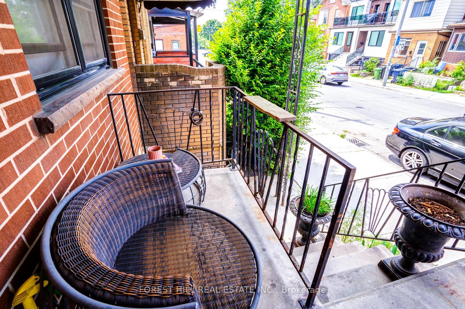 139 Christie Street, Toronto
