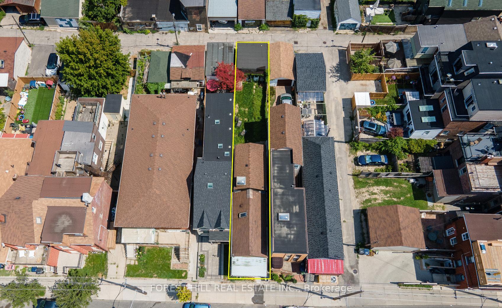 139 Christie Street, Toronto